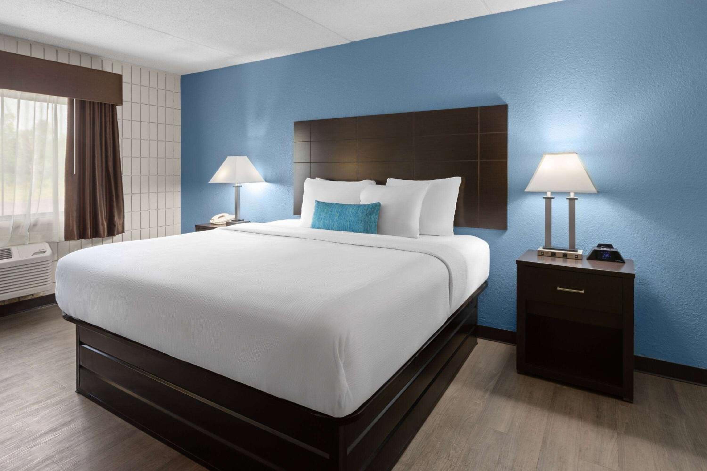 Farmington Vacations - Baymont Inn and Suites by Wyndham Farmington, MO - Property Image 38