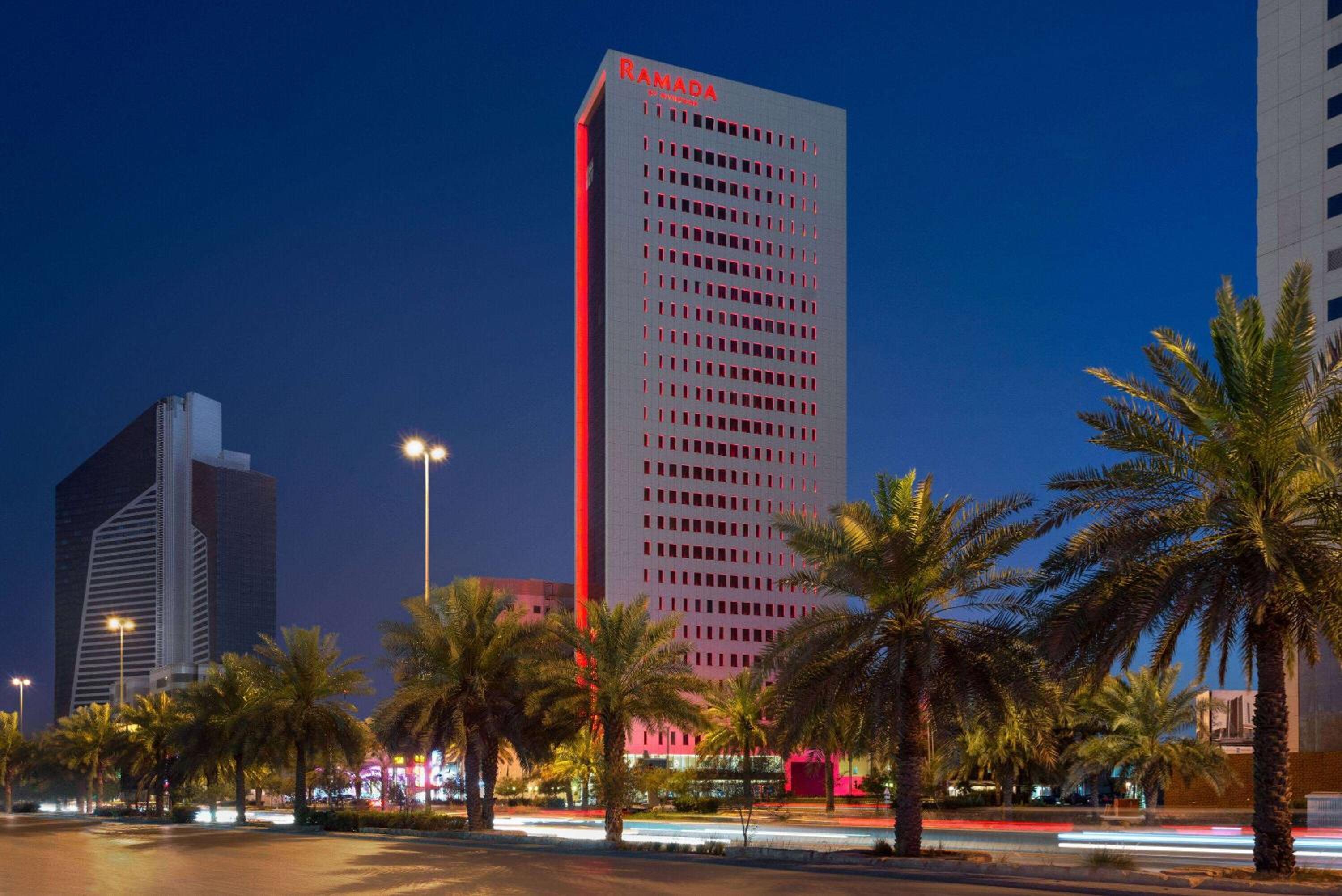 Hotel Ramada by Wyndham Riyadh King Fahd Road - Image 1