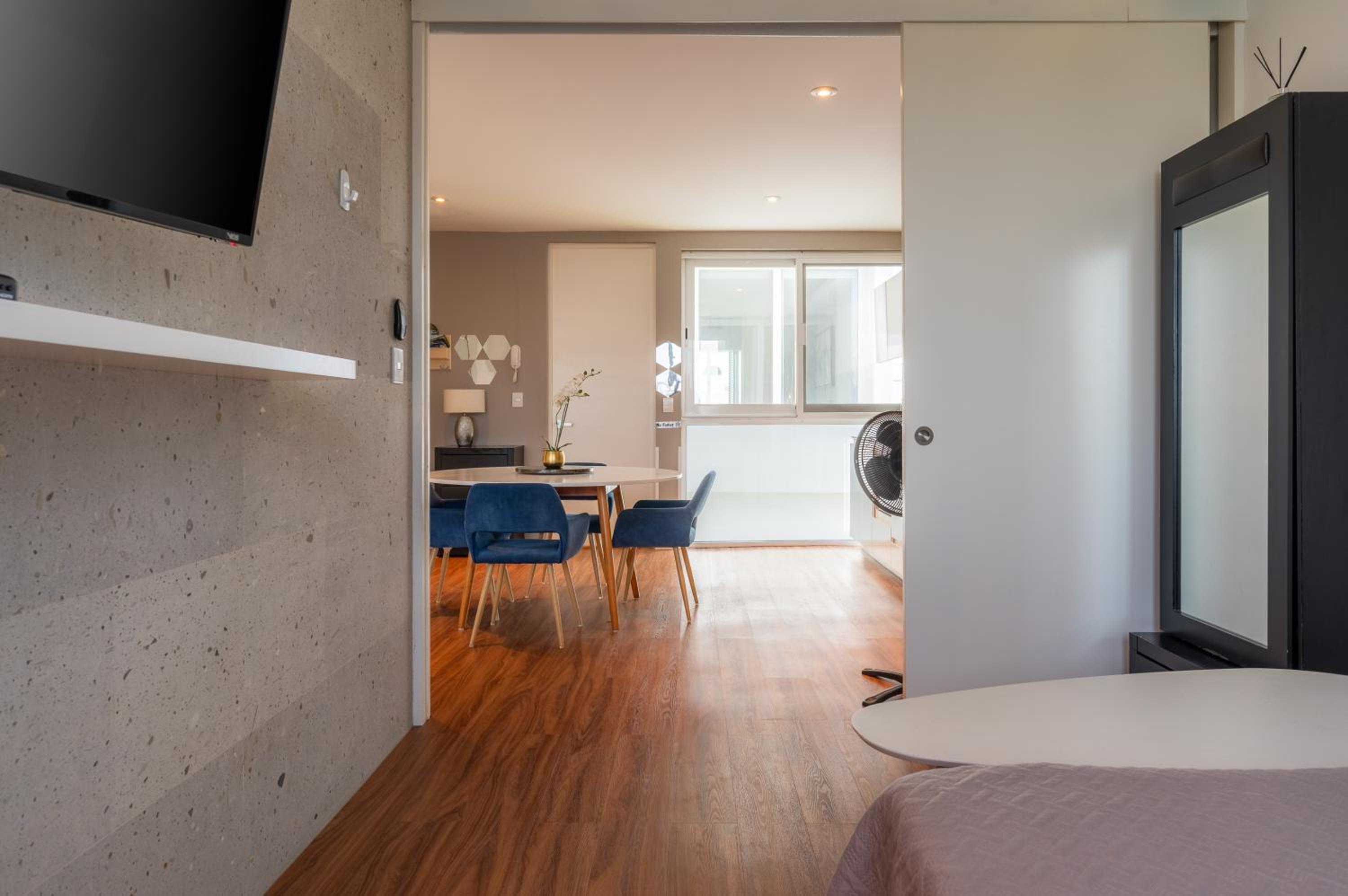 hotel room