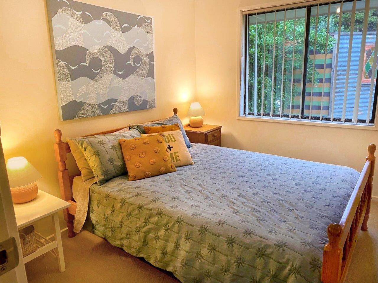 Bayreeze on Beach 82 Esplanade Middleton - No Linen Included