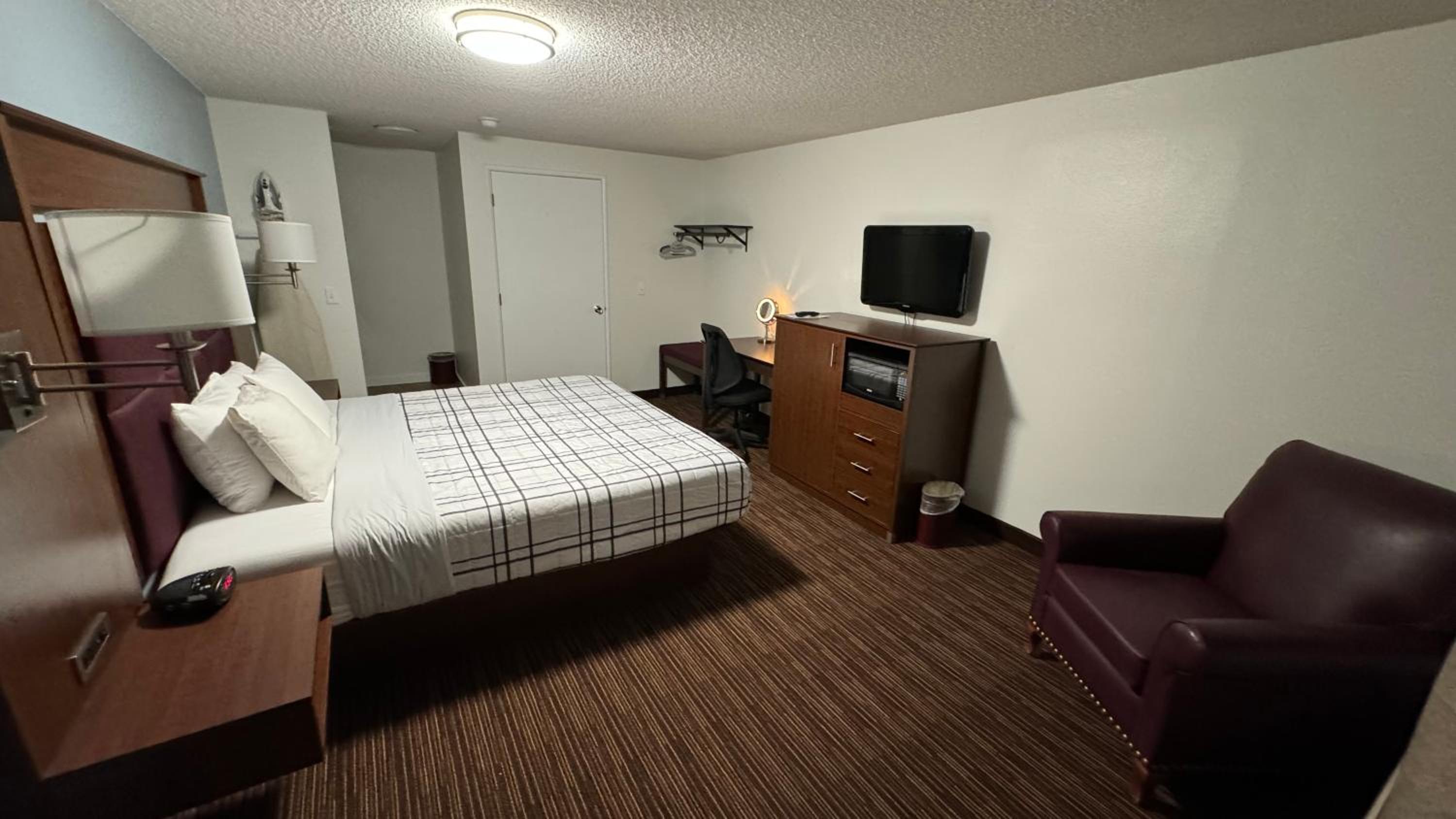 Walla Walla Vacations - Morgan Inn and Suites Walla Walla - Property Image 3