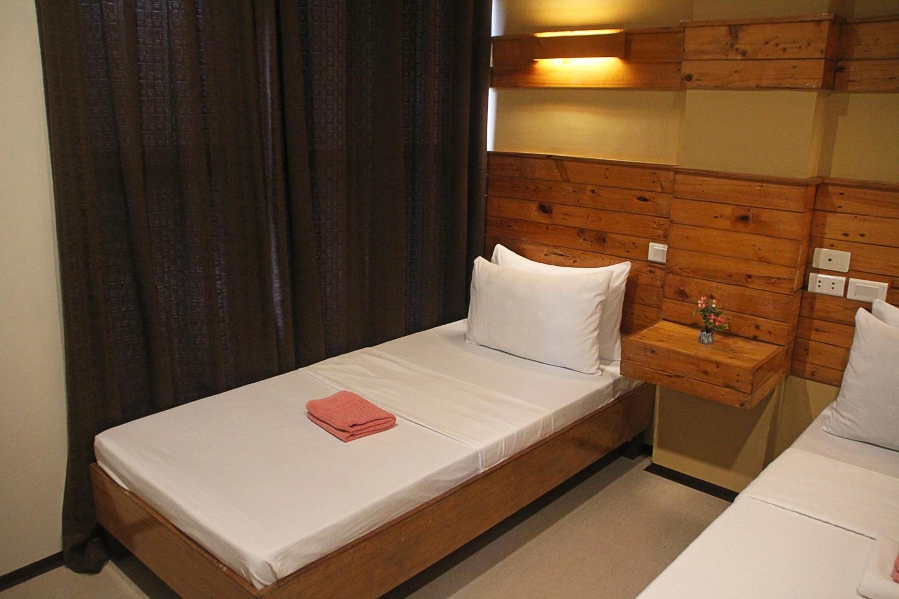 GHIELLANIQA INN