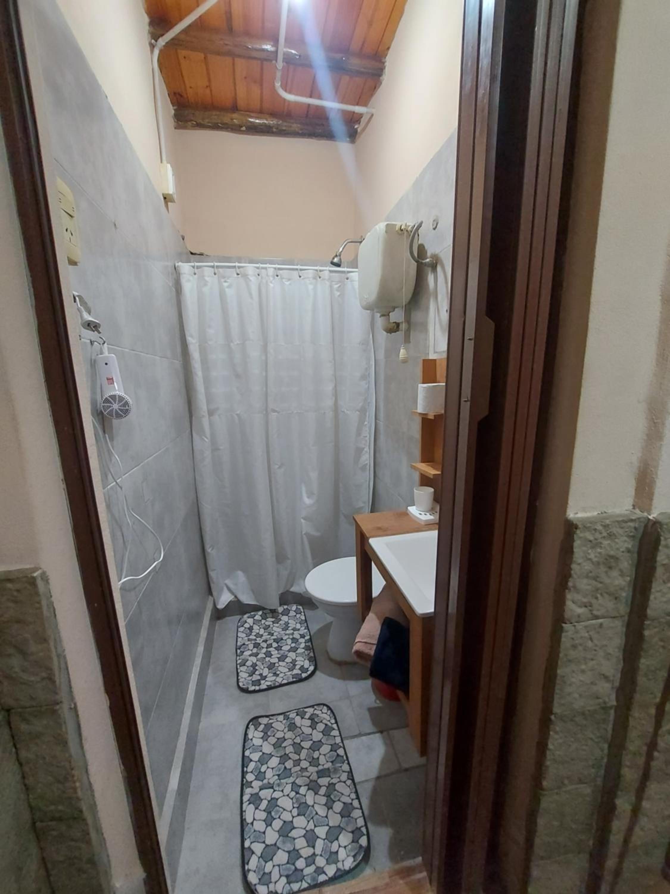 HOSPEDAJE DODERA