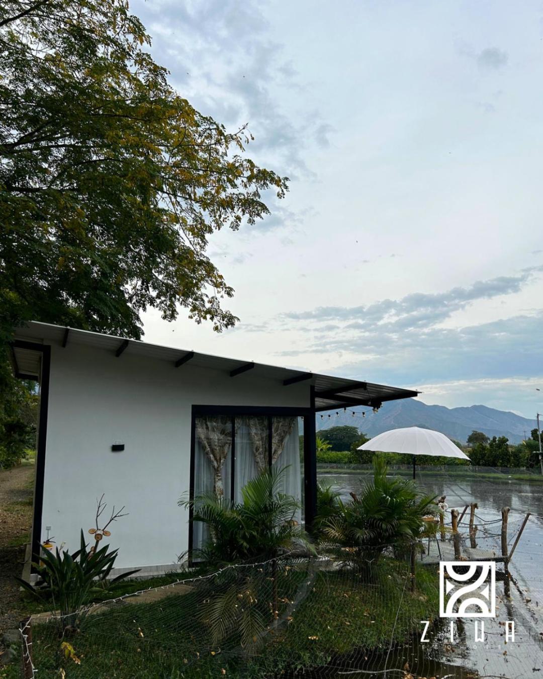 Ziwa Ecohotel Roldanillo Valle - Cabaña Lewa