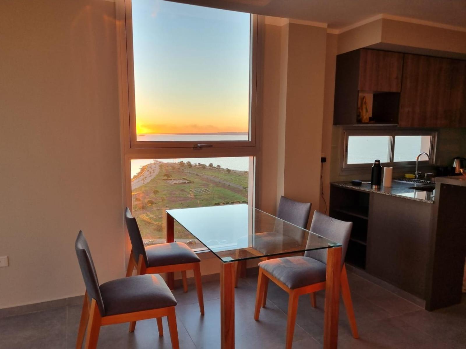 Lobizon Semipiso alto y nuevo 2 baños 2 dormitorios 95m2 Excelente ubicacion