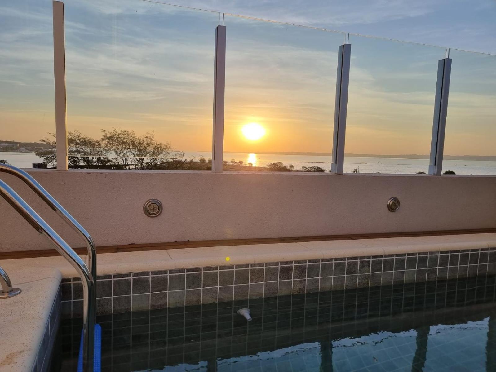 Lobizon Semipiso alto y nuevo 2 baños 2 dormitorios 95m2 Excelente ubicacion