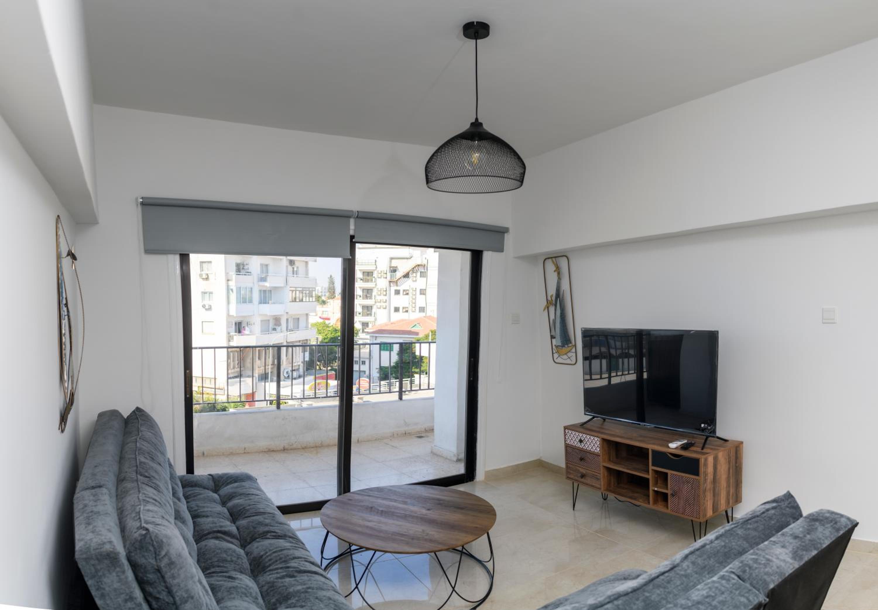 Ollies 3 Bedroom Apartment