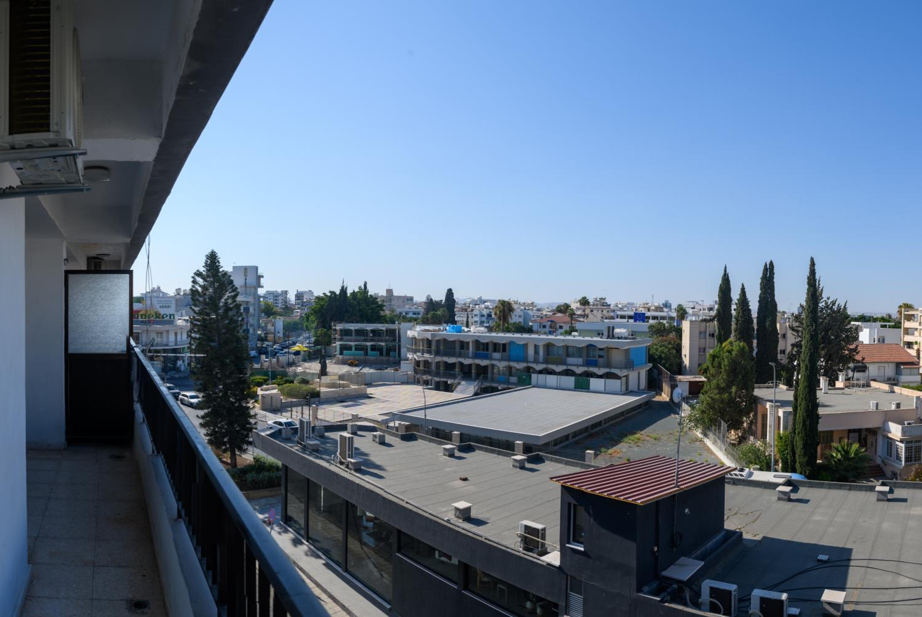 Ollies 3 Bedroom Apartment