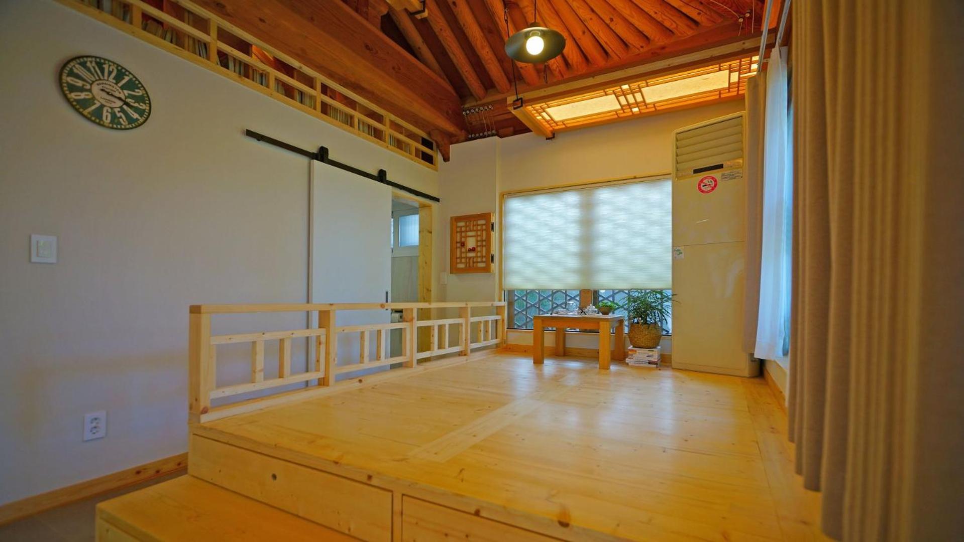 Sarangroo