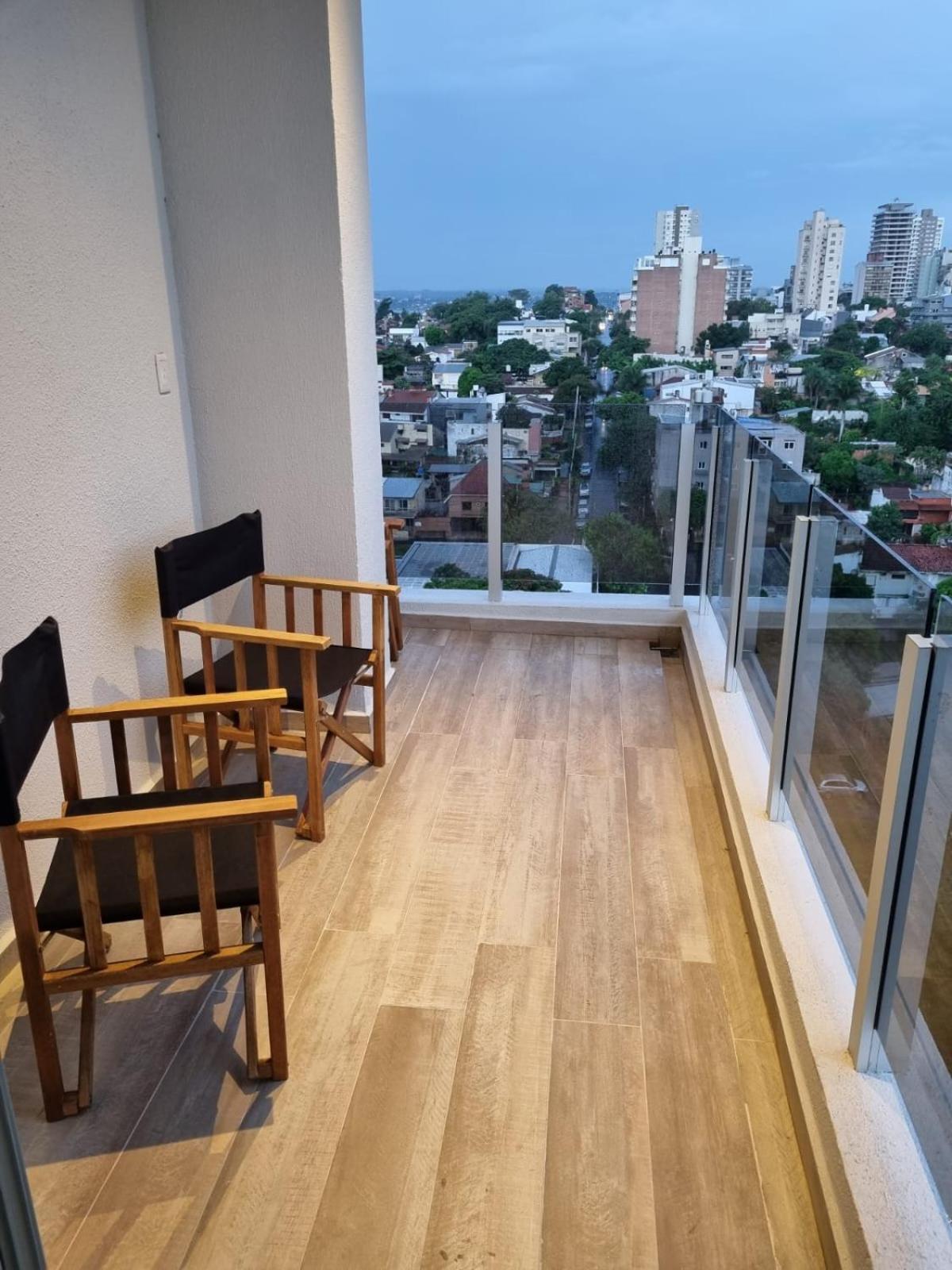 Lobizon Semipiso alto y nuevo 2 baños 2 dormitorios 95m2 Excelente ubicacion