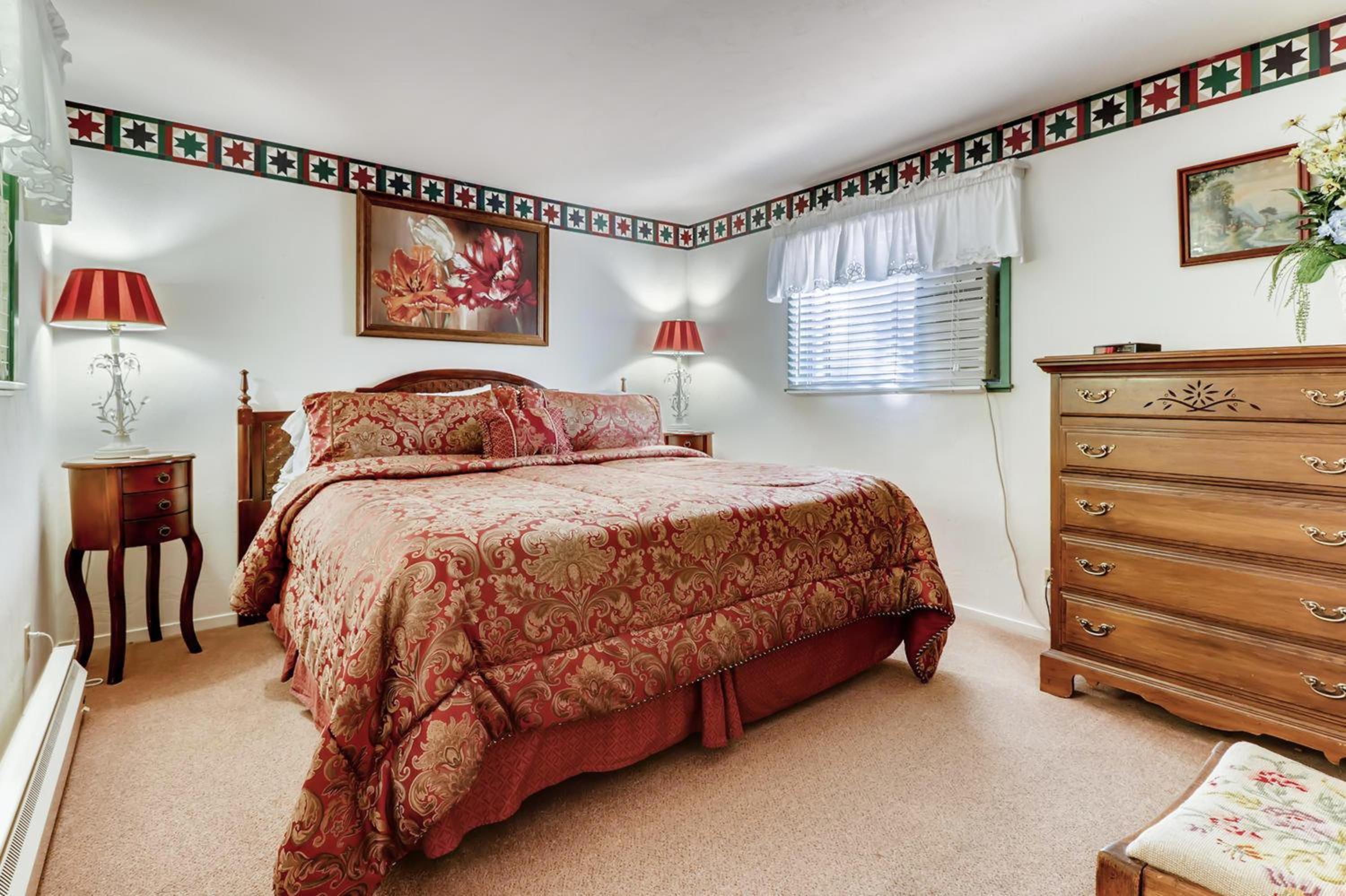 Grass Valley Vacations - Piety Hill Cottages White Birch Cabin - Property Image 1