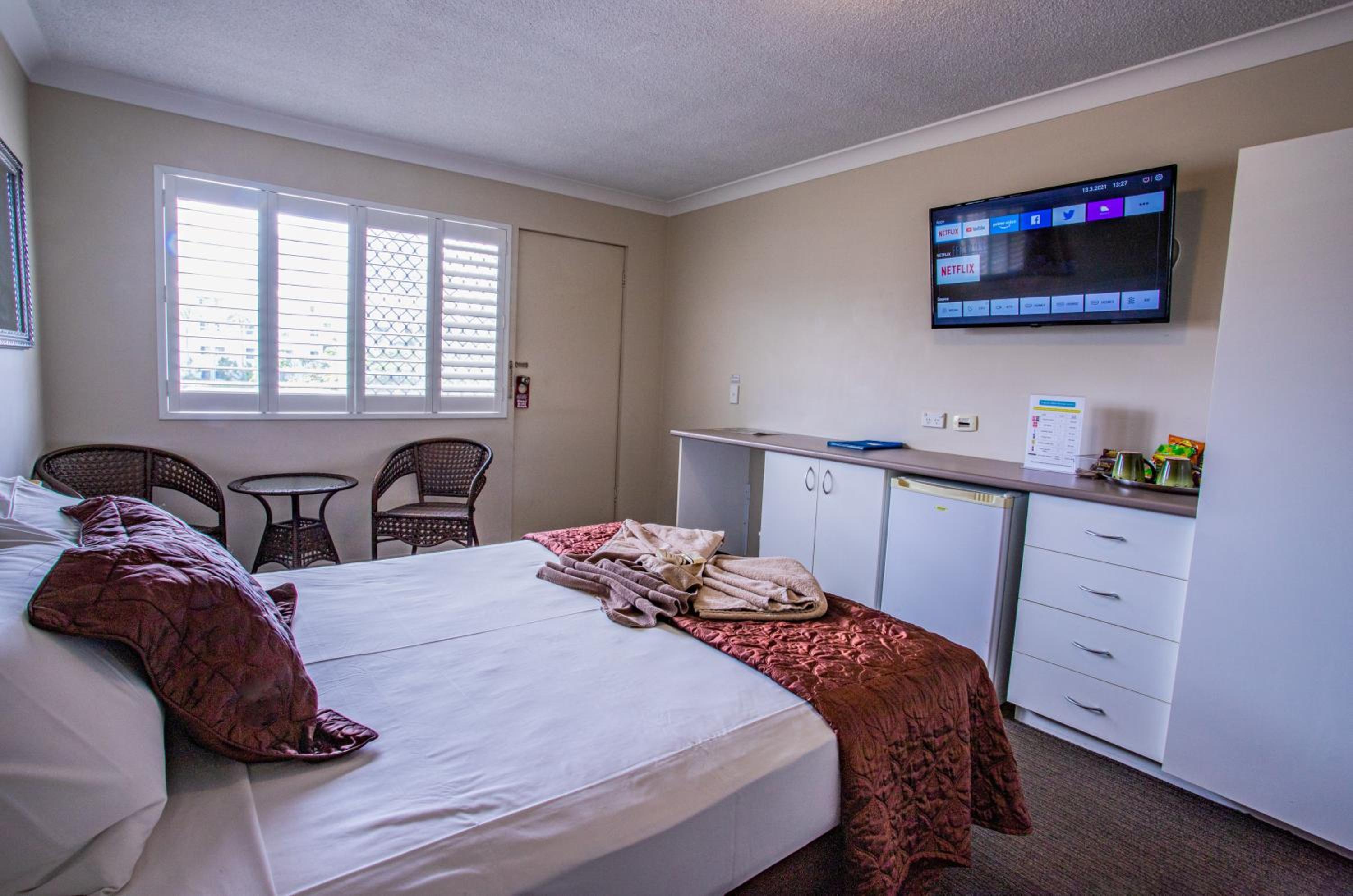 Tropicana Motel