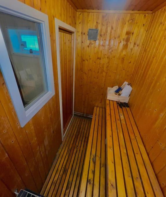 Apartment with parking and sauna view 4