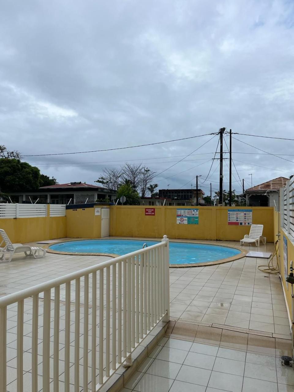 À deux pas du golf, de la marina view 4