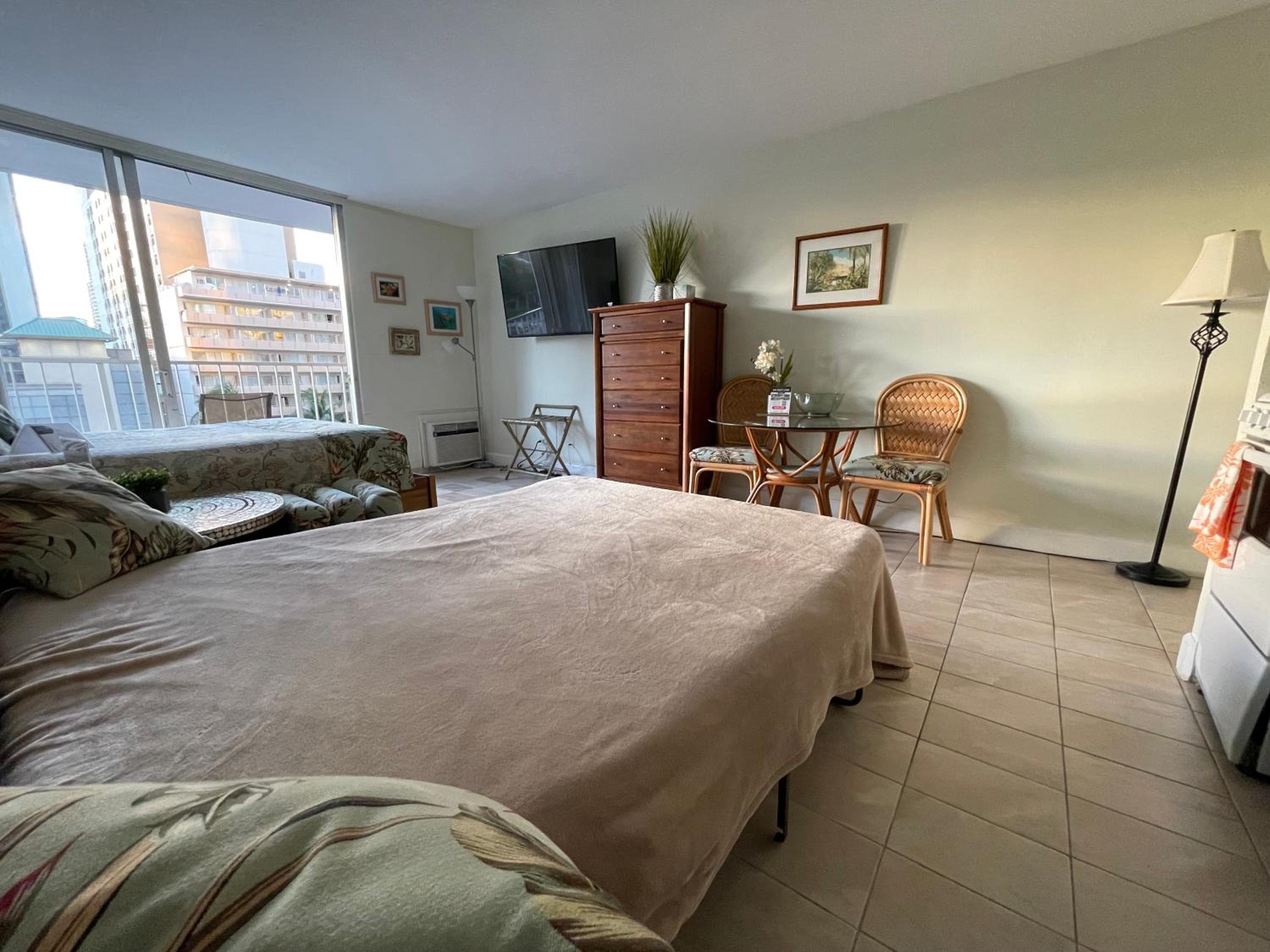 Tropical Studios at Marine Surf Waikiki - FREE PARKING - BEST LOCATION - FULL KITCHEN - SWIMMING POOL 照片第 16 張,共 263 張