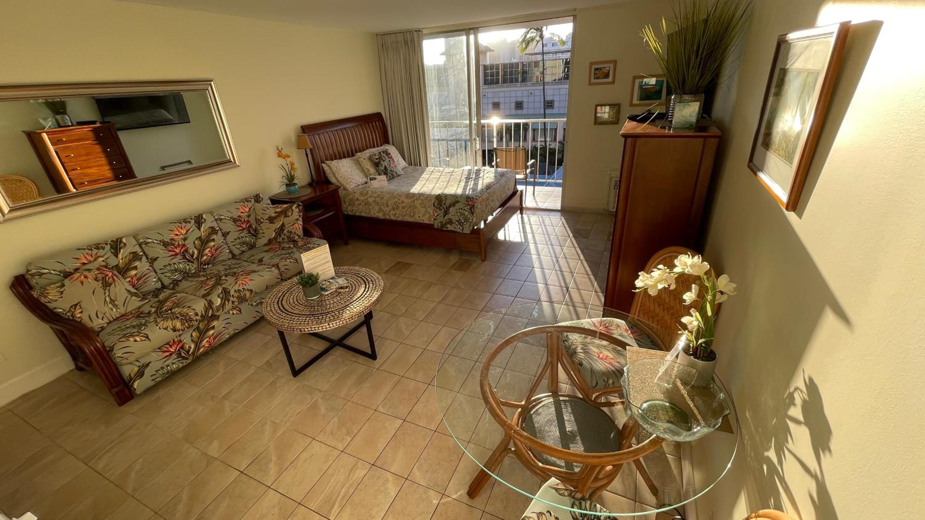 Tropical Studios at Marine Surf Waikiki - FREE PARKING - BEST LOCATION - FULL KITCHEN - SWIMMING POOL 照片第 164 張,共 263 張
