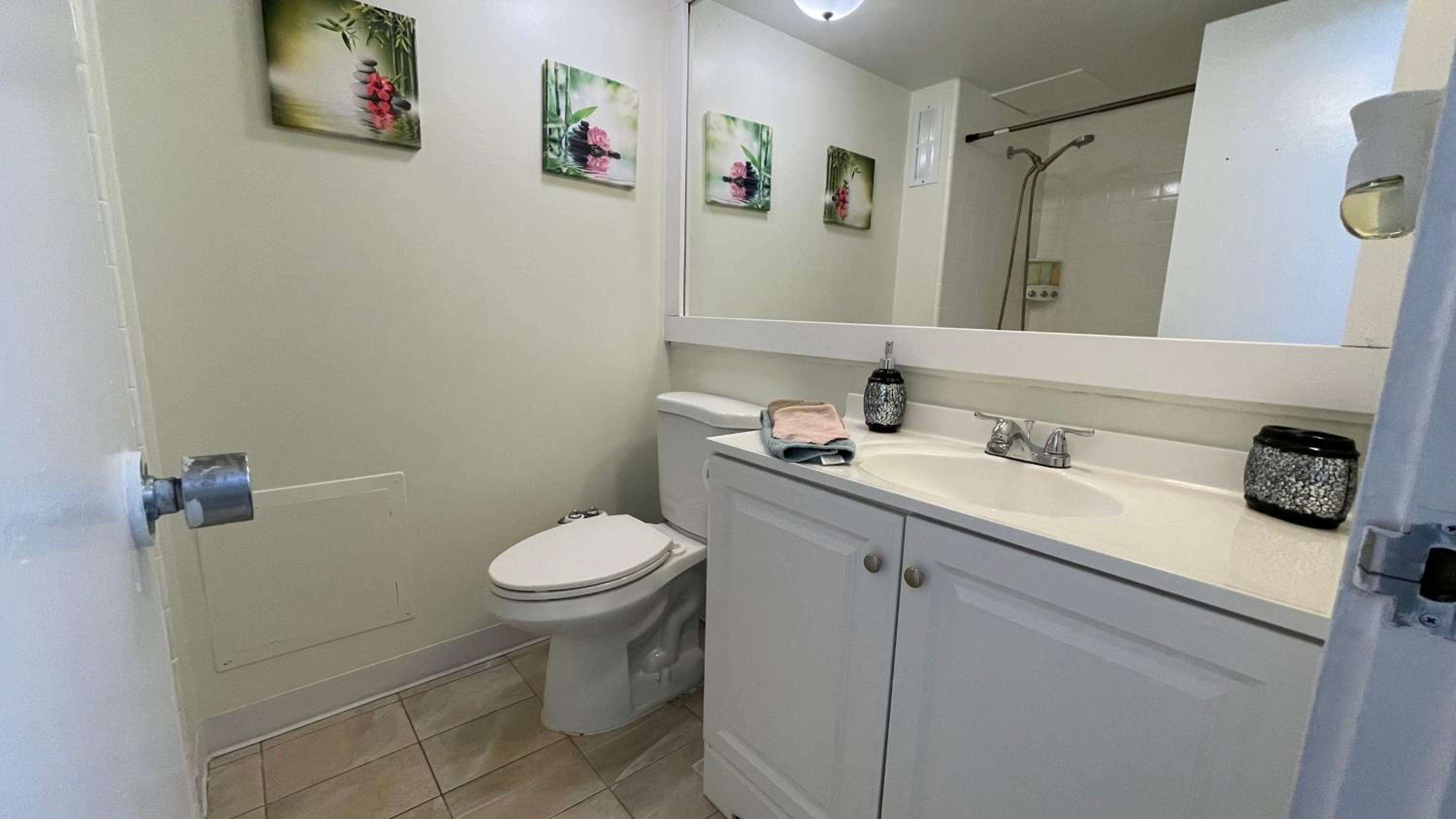 Tropical Studios at Marine Surf Waikiki - FREE PARKING - BEST LOCATION - FULL KITCHEN - SWIMMING POOL 照片第 113 張,共 263 張