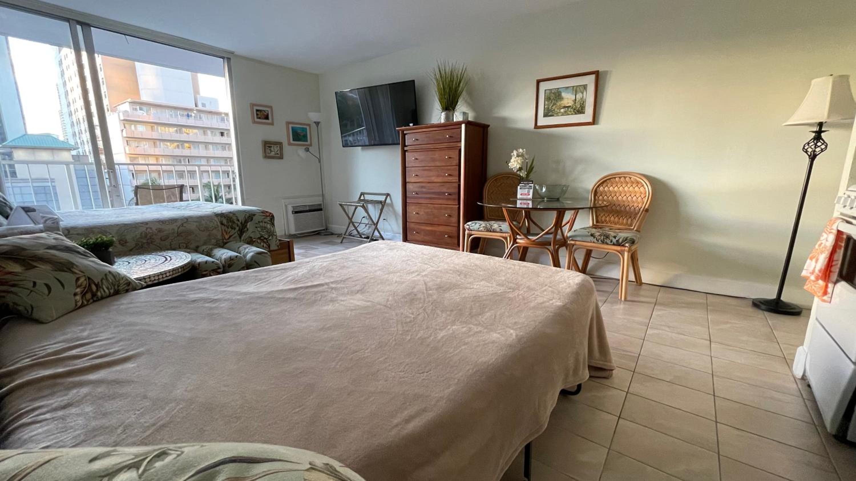 Tropical Studios at Marine Surf Waikiki - FREE PARKING - BEST LOCATION - FULL KITCHEN - SWIMMING POOL 照片第 125 張,共 263 張