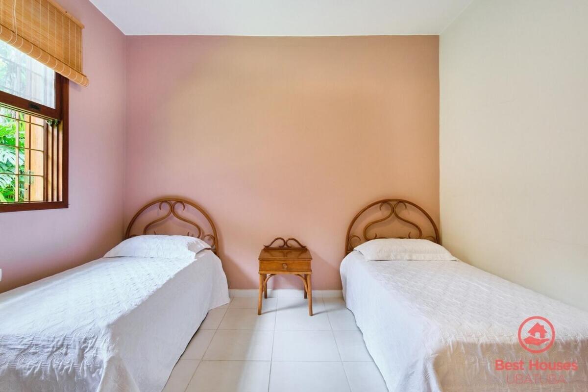 BH36. Casa na Domingas Dias Pertinho da Praia