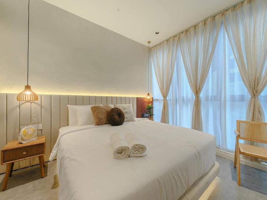 Scarletz Suites by Stevvy KL Home Stay