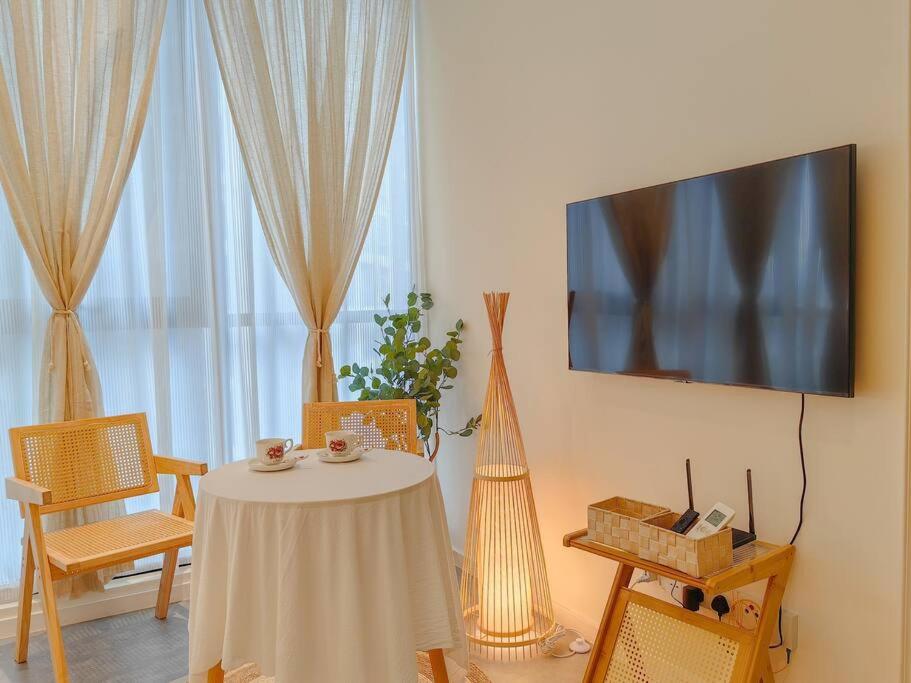 Scarletz Suites by Stevvy KL Home Stay