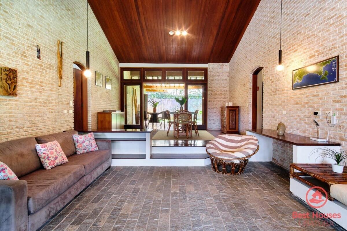 BH36. Casa na Domingas Dias Pertinho da Praia