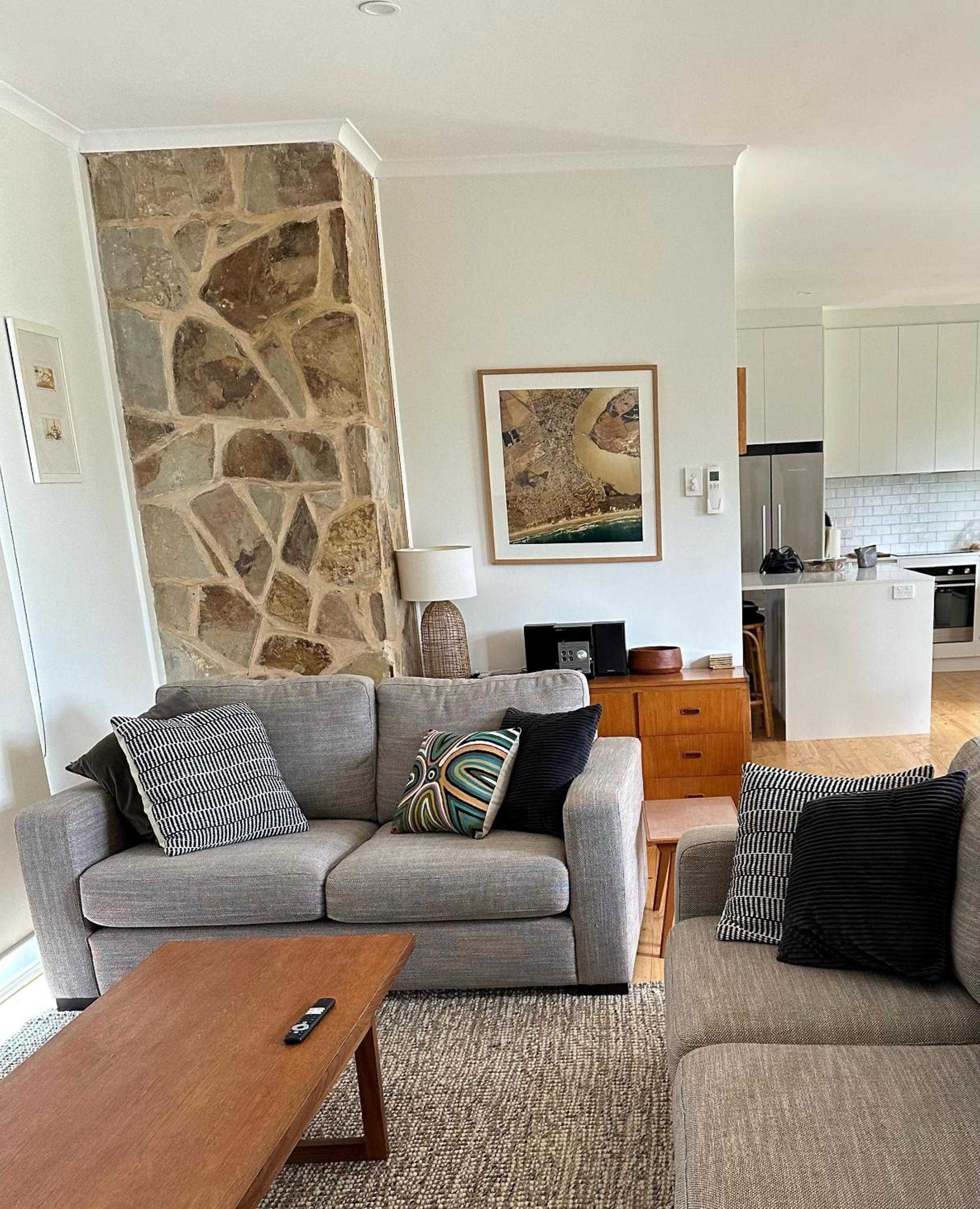 The Cutting Colman Pl Port Elliot - No Linen Included