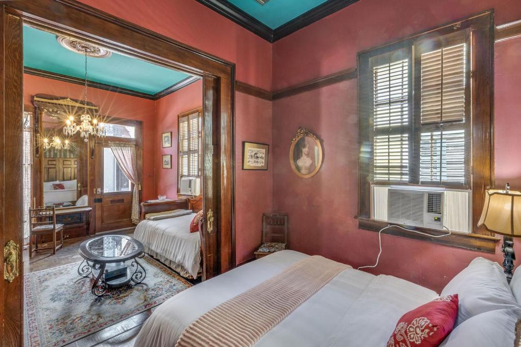 Royal Barracks Guest House