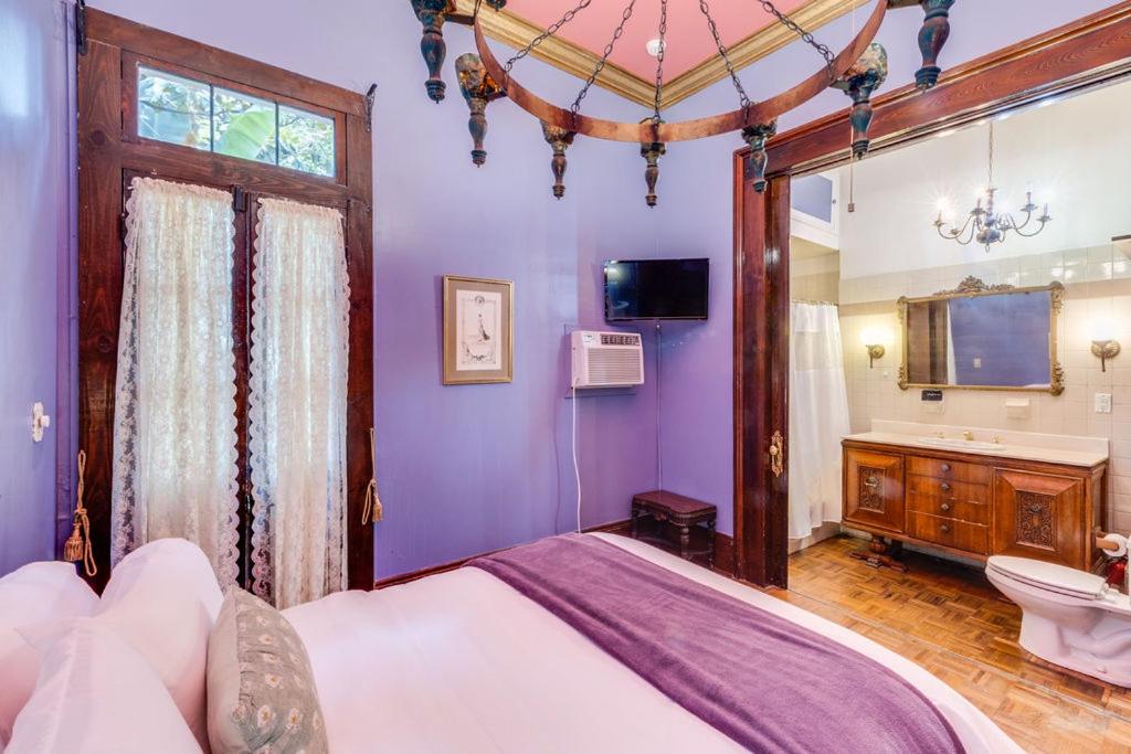 Royal Barracks Guest House