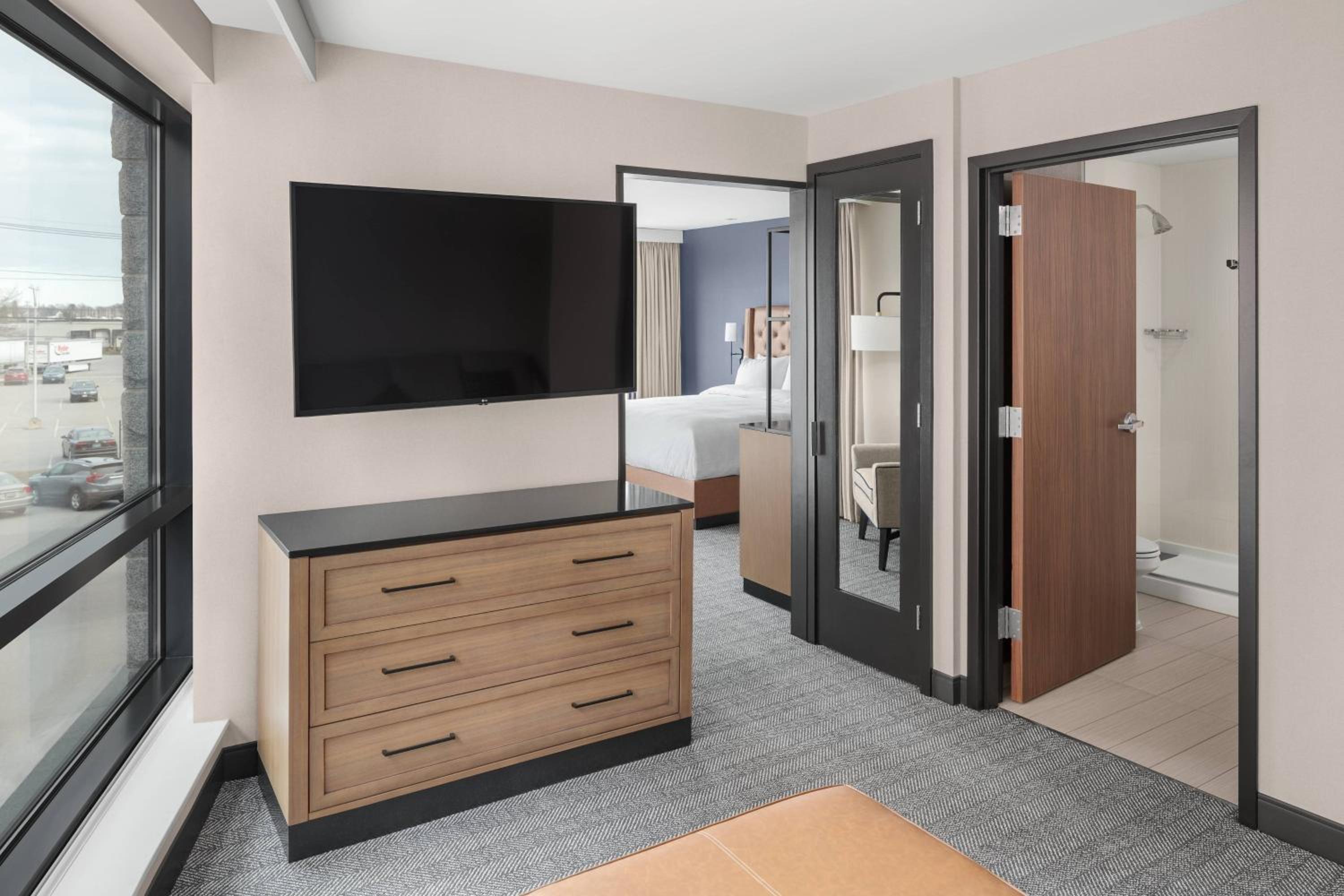 Portland Vacations - Courtyard by Marriott Portland Downtown/Waterfront - Property Image 7
