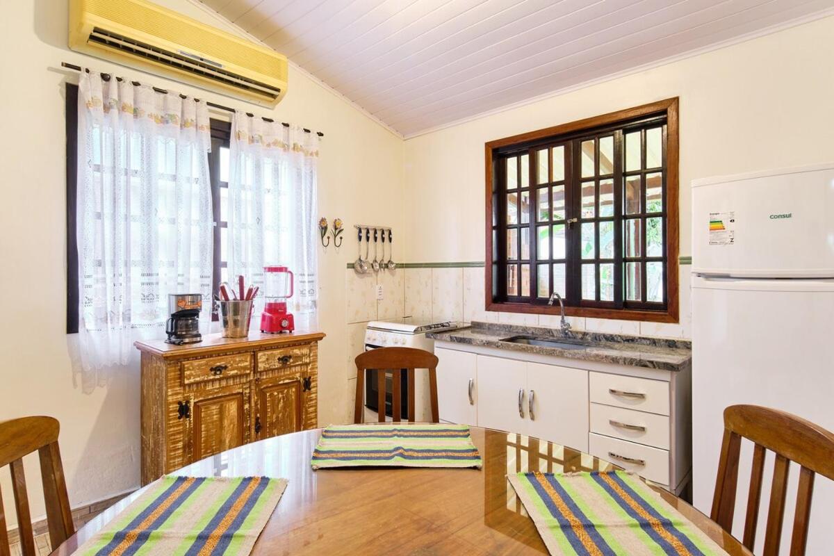 BH37- Barra Seca · BH37: ESTILO, CHARME E CONFORTO A 100 M DA PRAIA!