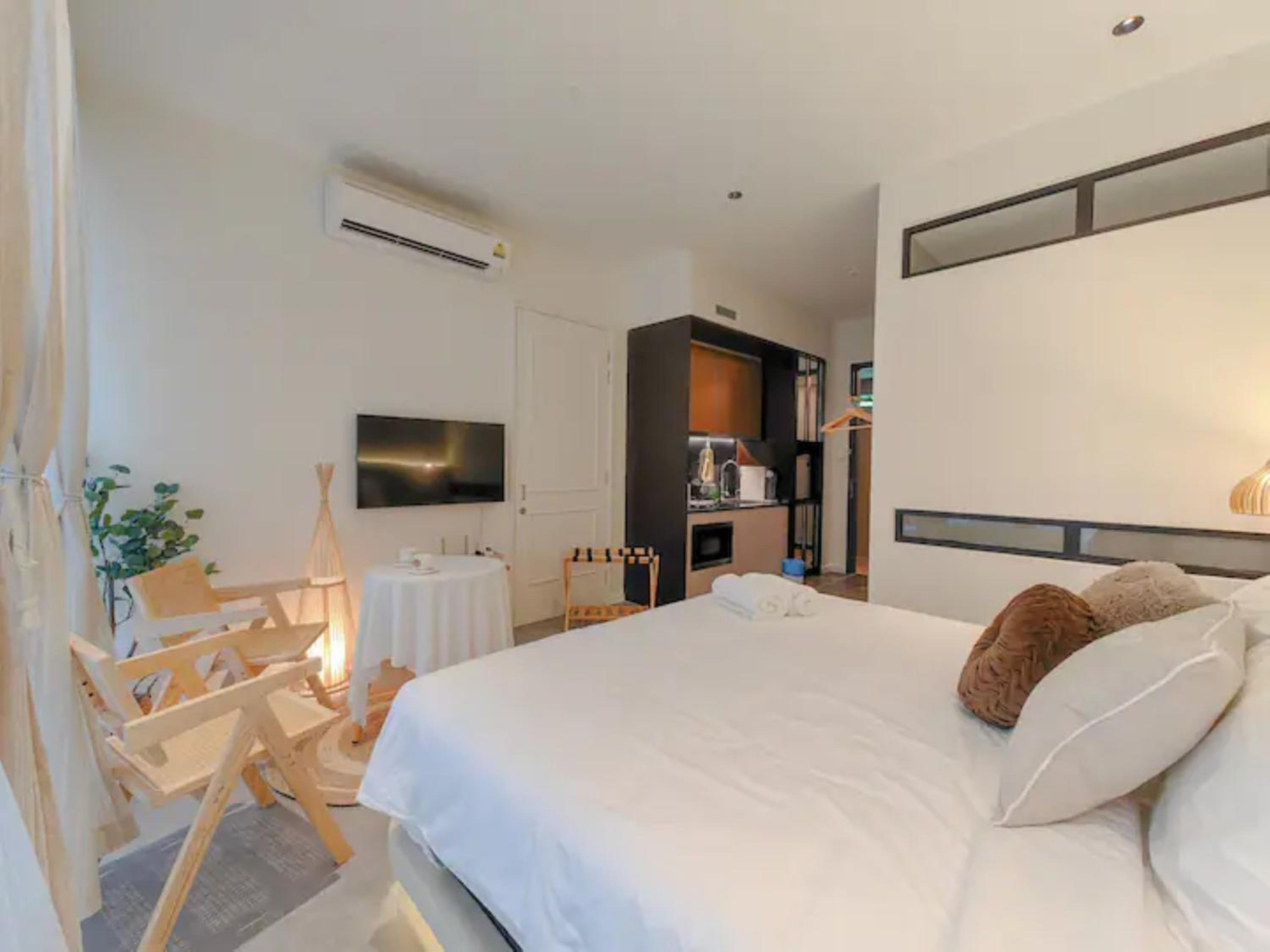 Scarletz Suites by Stevvy KL Home Stay