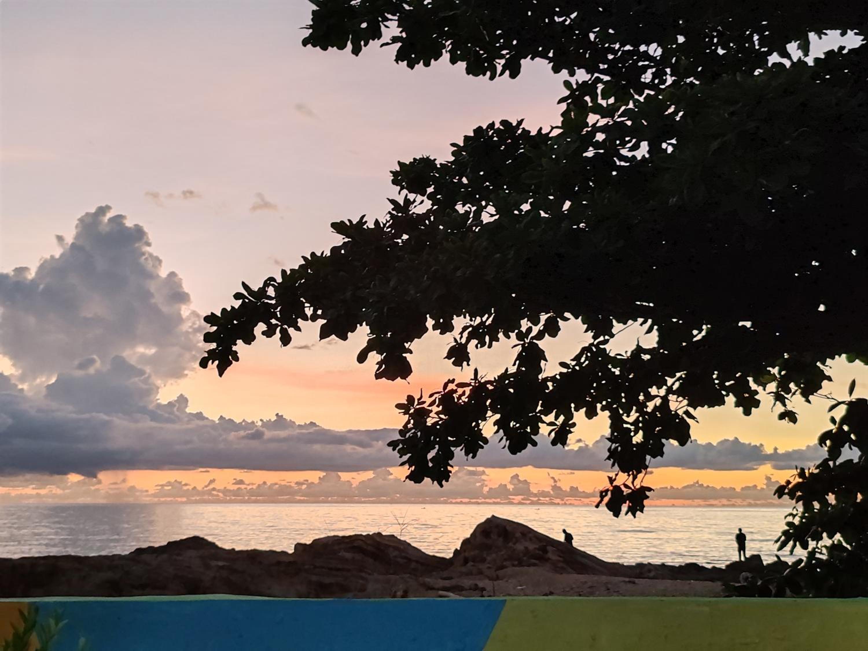 Sunset Seaview Bay Villa photo 8
