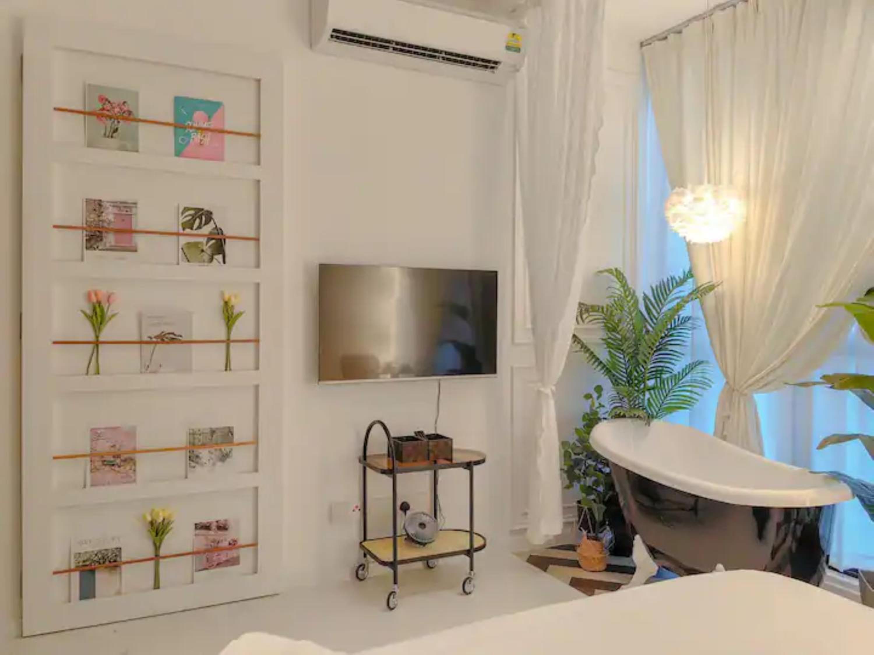 Scarletz Suites by Stevvy KL Home Stay