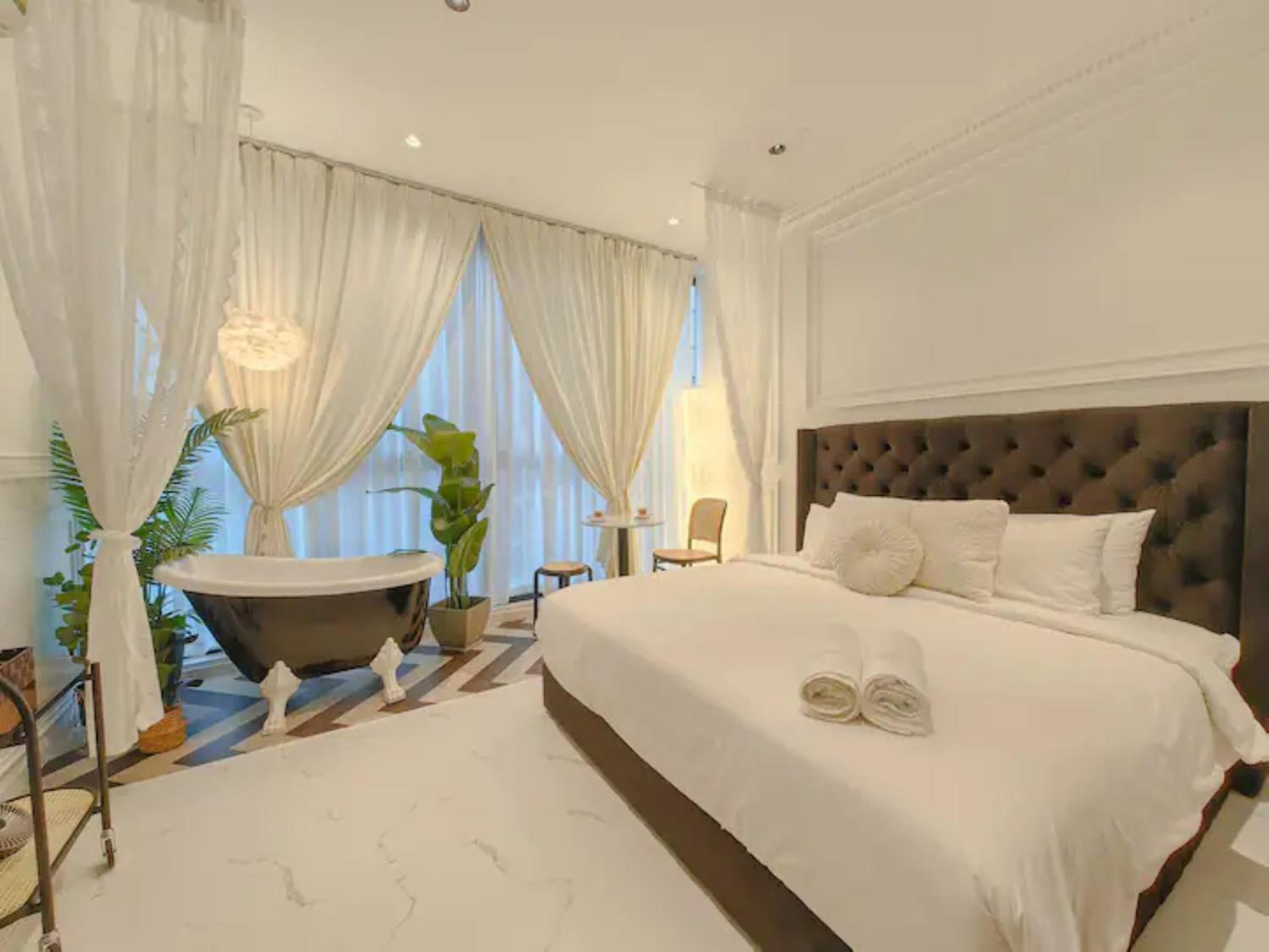 Scarletz Suites by Stevvy KL Home Stay