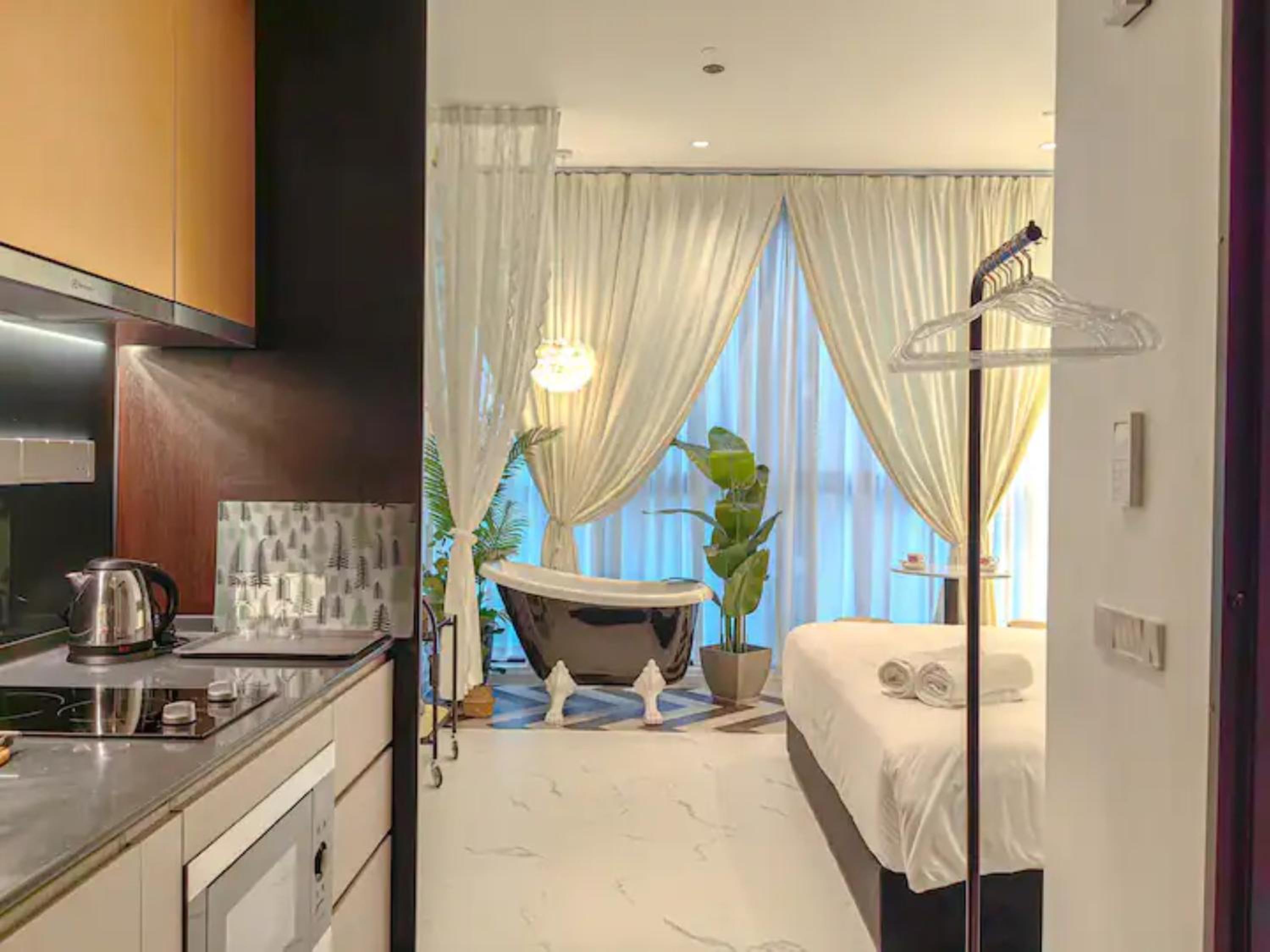 Scarletz Suites by Stevvy KL Home Stay