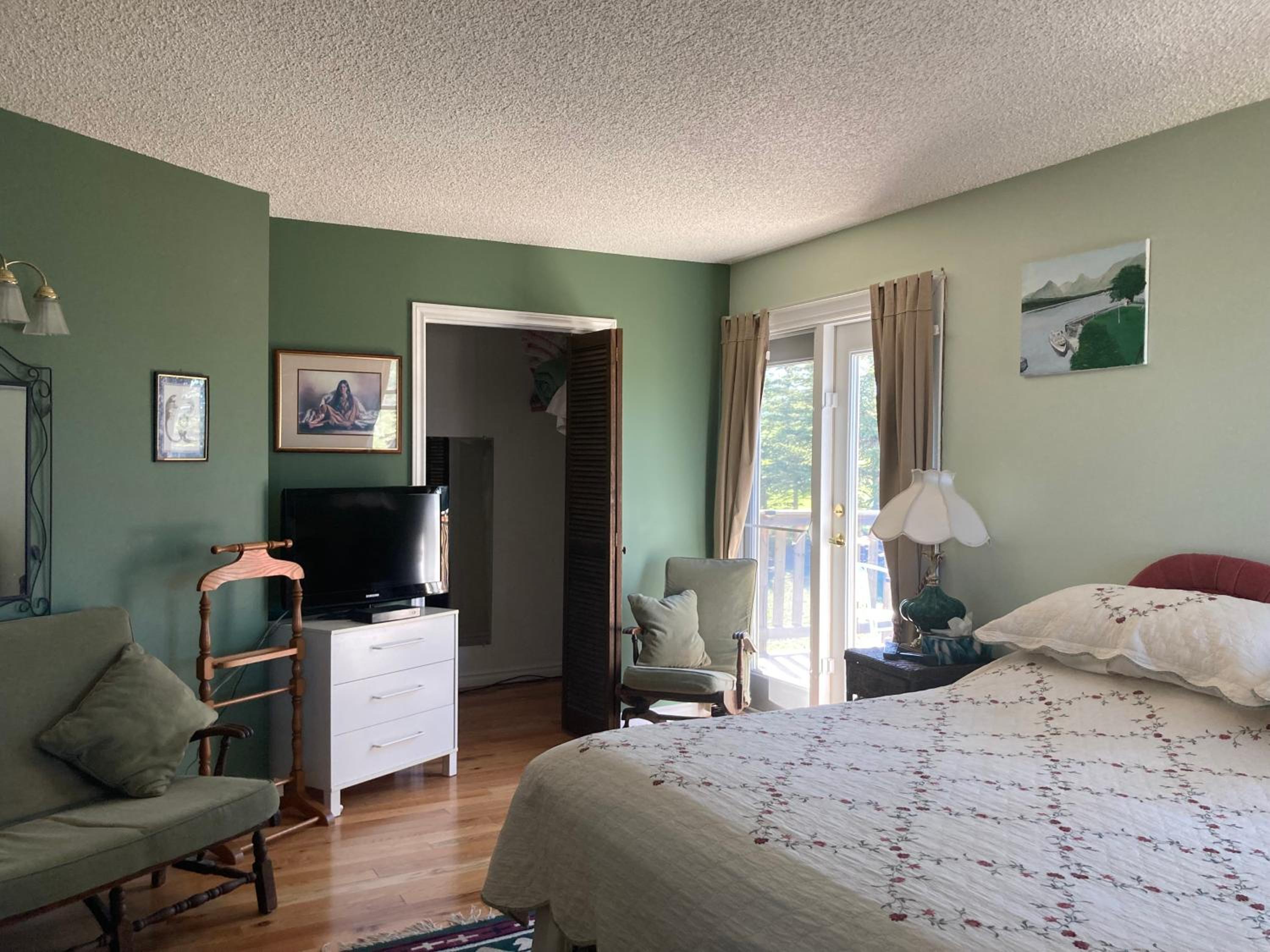 Tudor House Bed and Breakfast