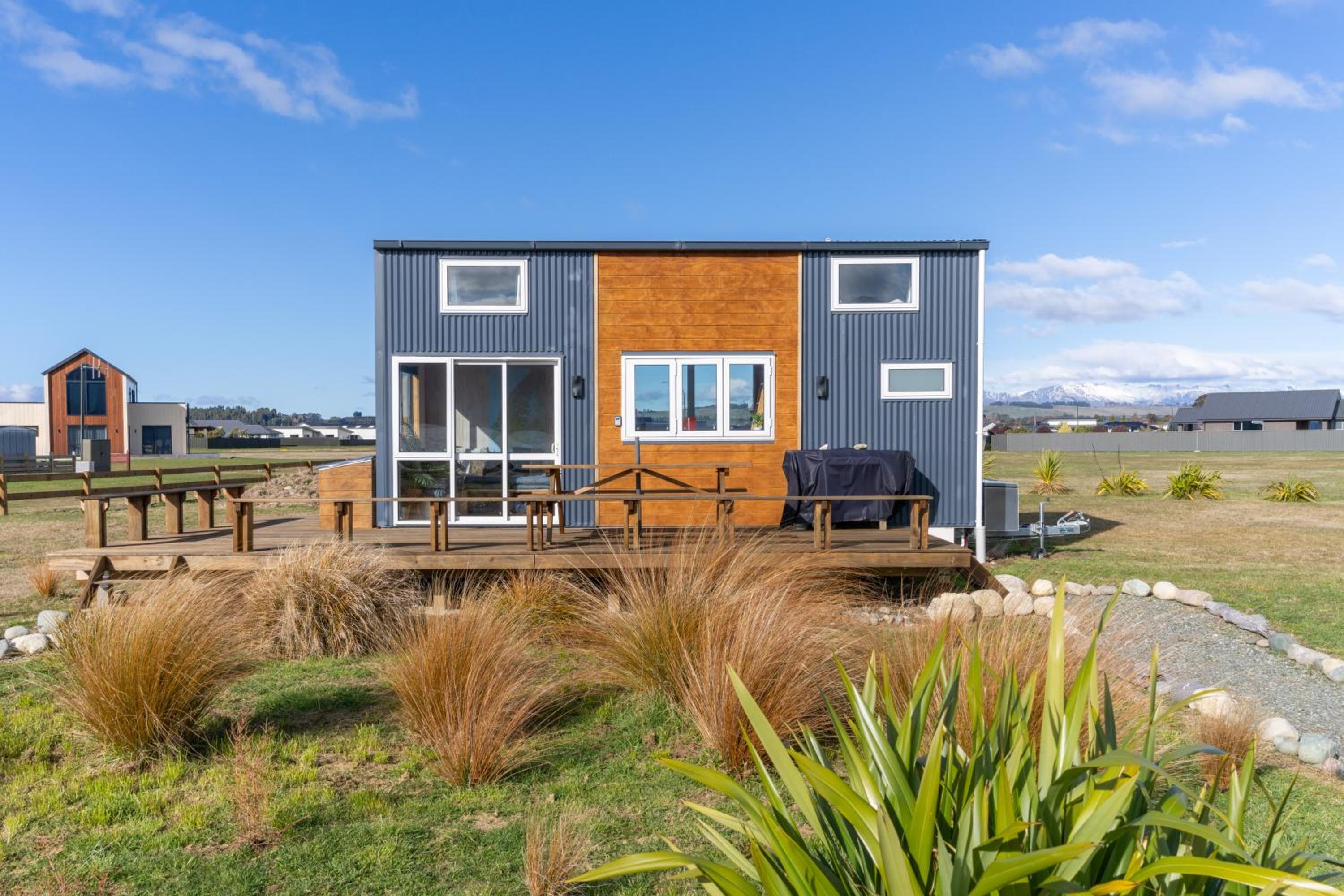 Tiny Piece of Paradise - Te Anau Tiny House view 2