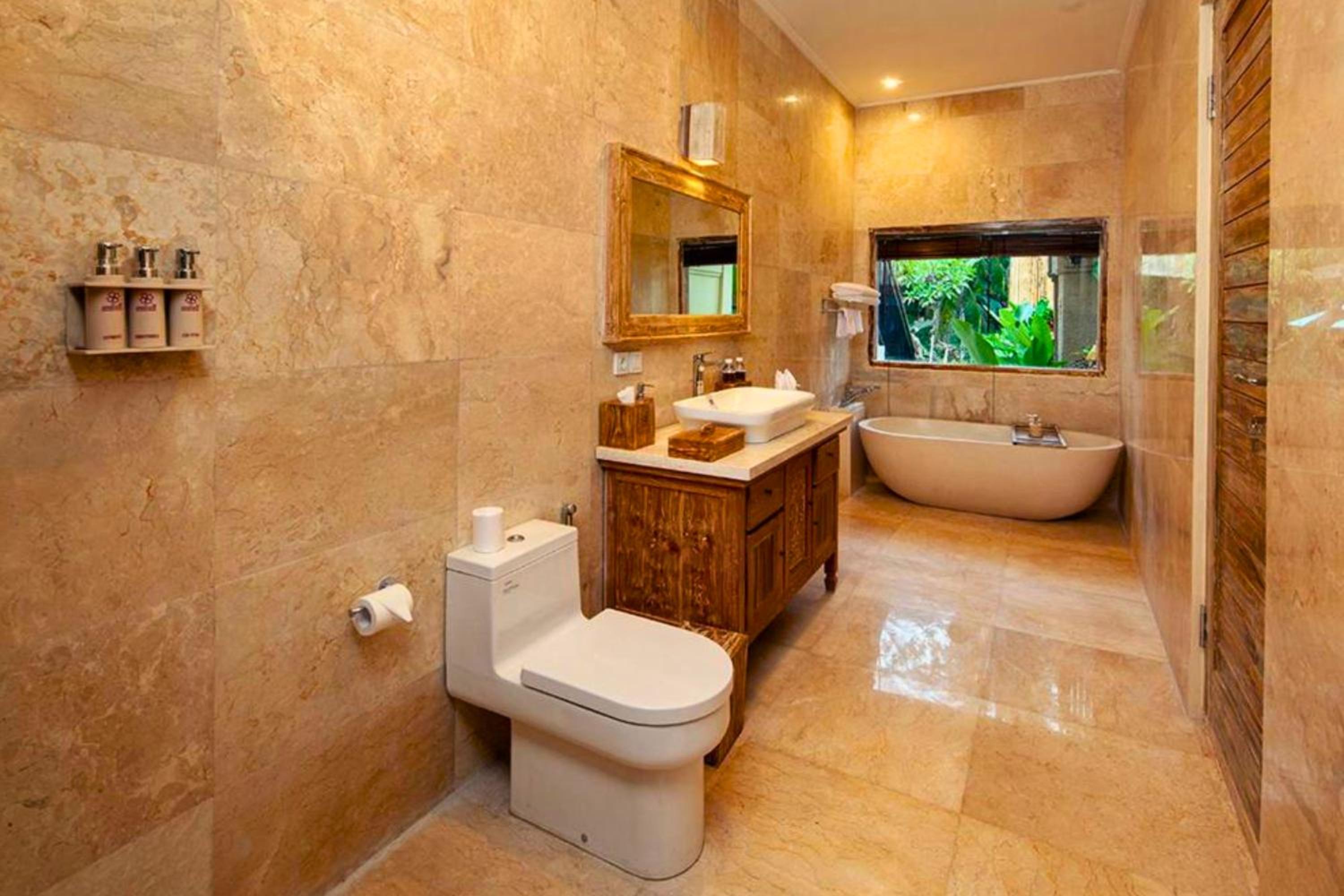 Arkadewi 1 BR Dleuxe Pool View ZN172 view 3