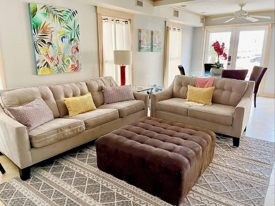 Be A Nomad - 5BR Beach House - Ocean Views - Sleeps 10 - Jax Beach view 4