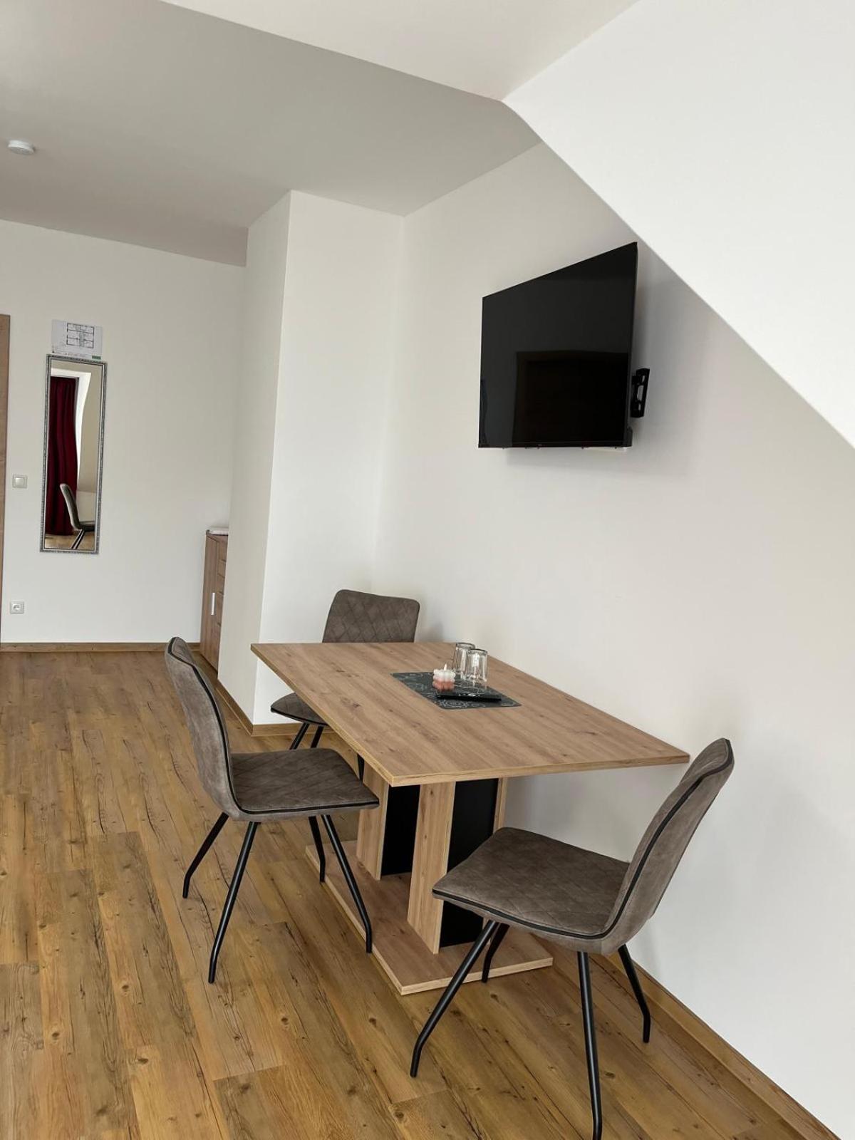 LISINGTAL COSY & COMFORT DOUBLE ROOMS Exit St Michael A9 S36