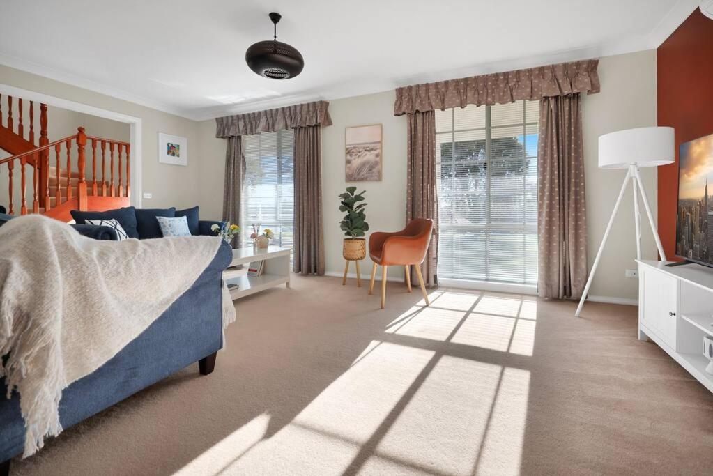 4 Bedroom Delight In Bathurst