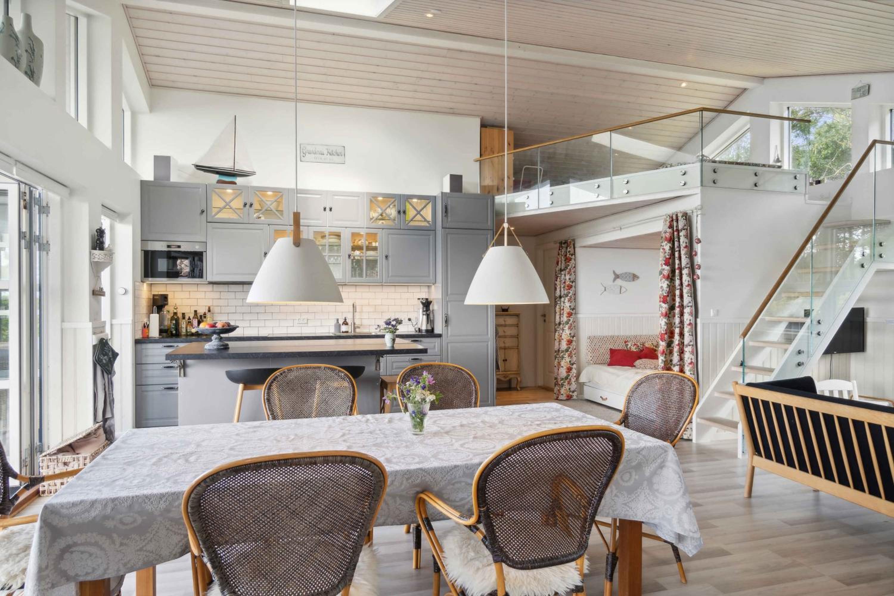 Fantastic Summer House With Sea View