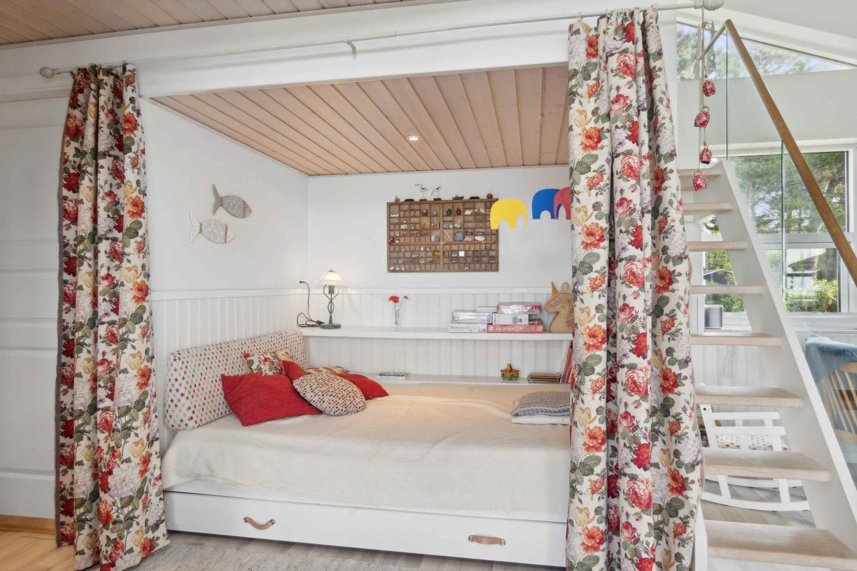 Fantastic Summer House With Sea View