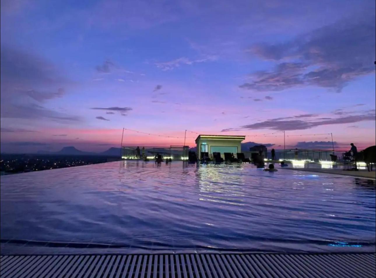 Kozi Apartment With Sunset View photo 1