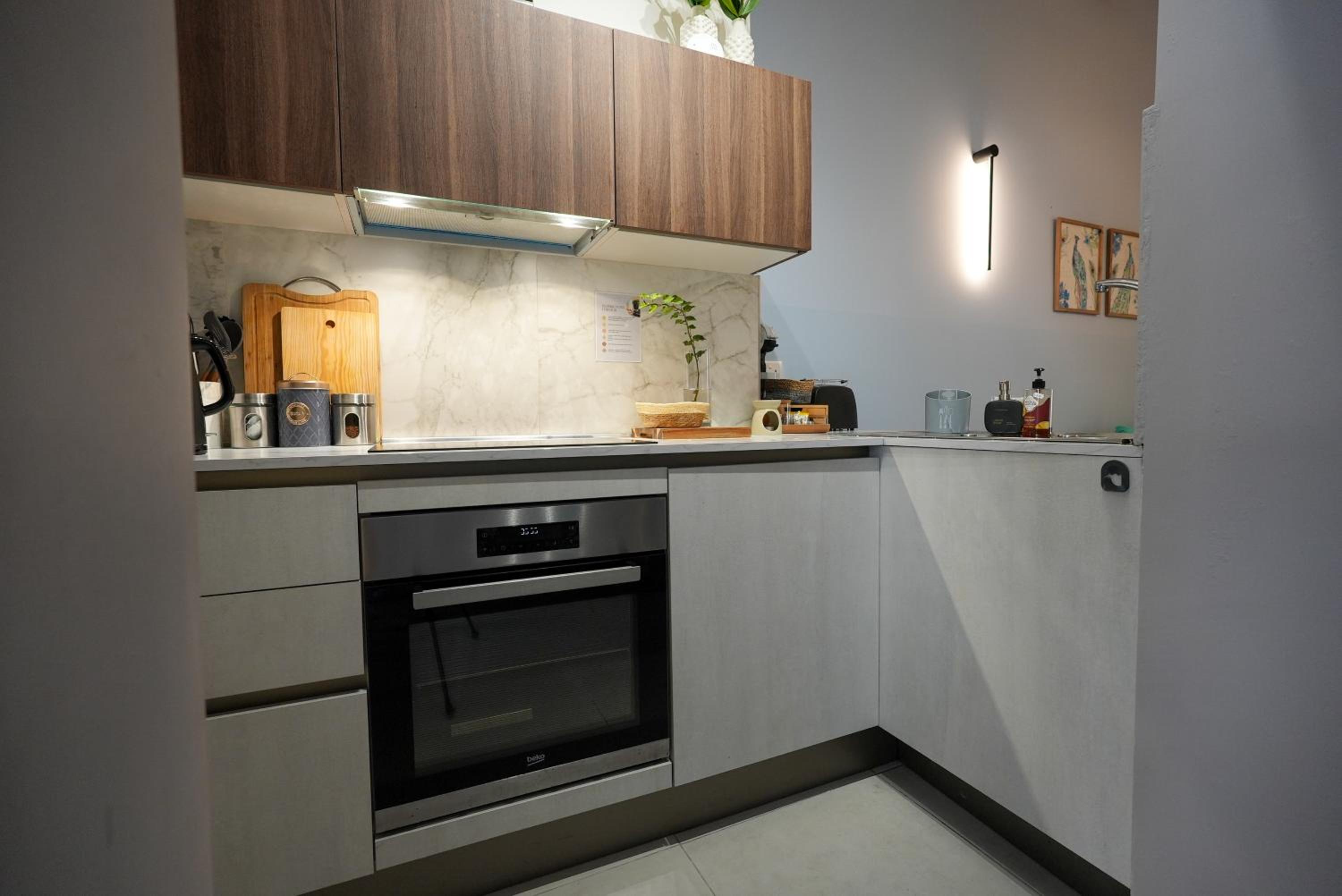 2 bedroom townhouse in Gzira minutes away from promenade view 2