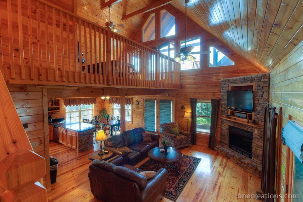 Smoky Heights Overlook, Luxury Log Cabin, Mountain & City Views view 3
