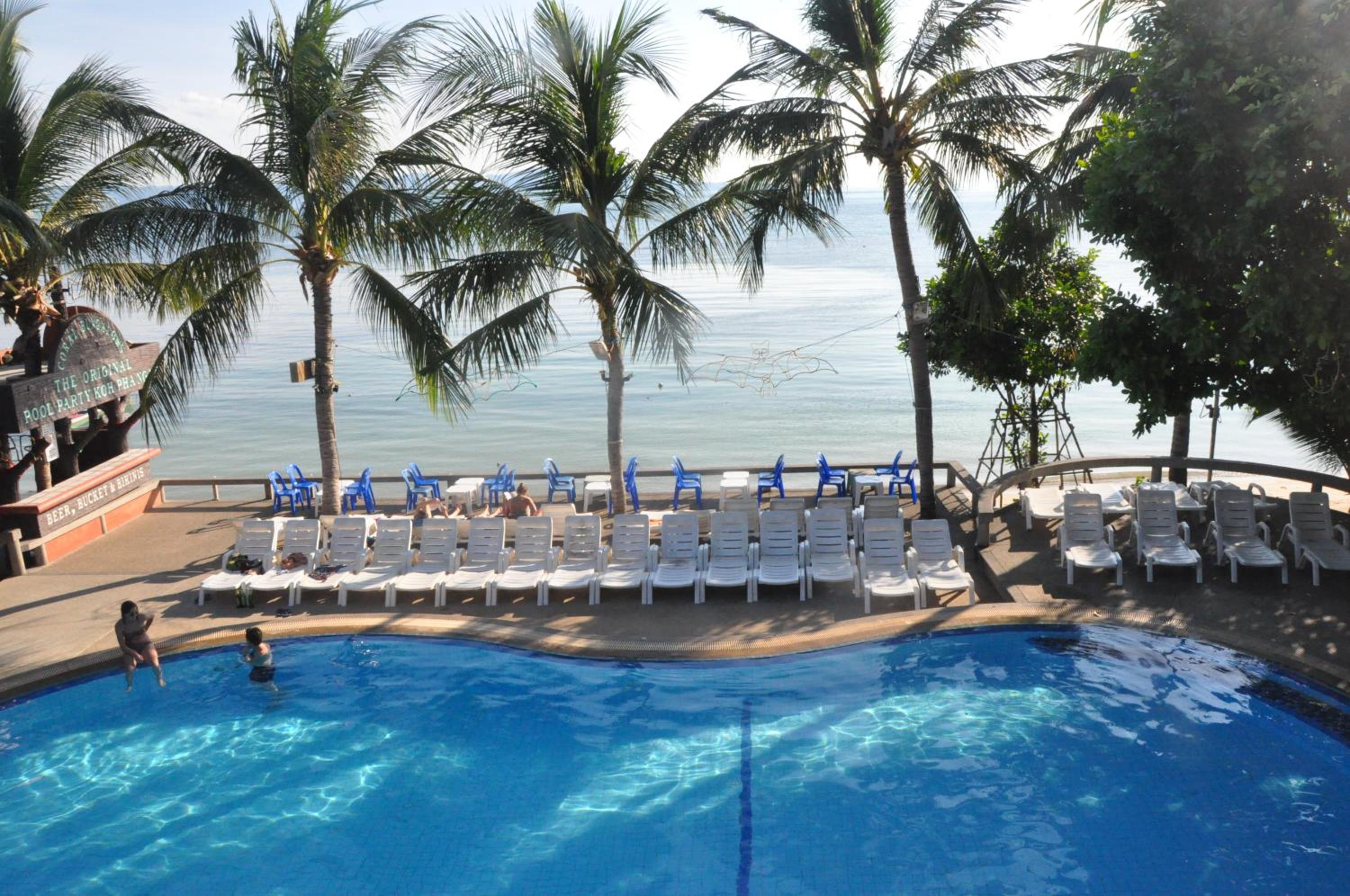Coral Resort & Bungalows