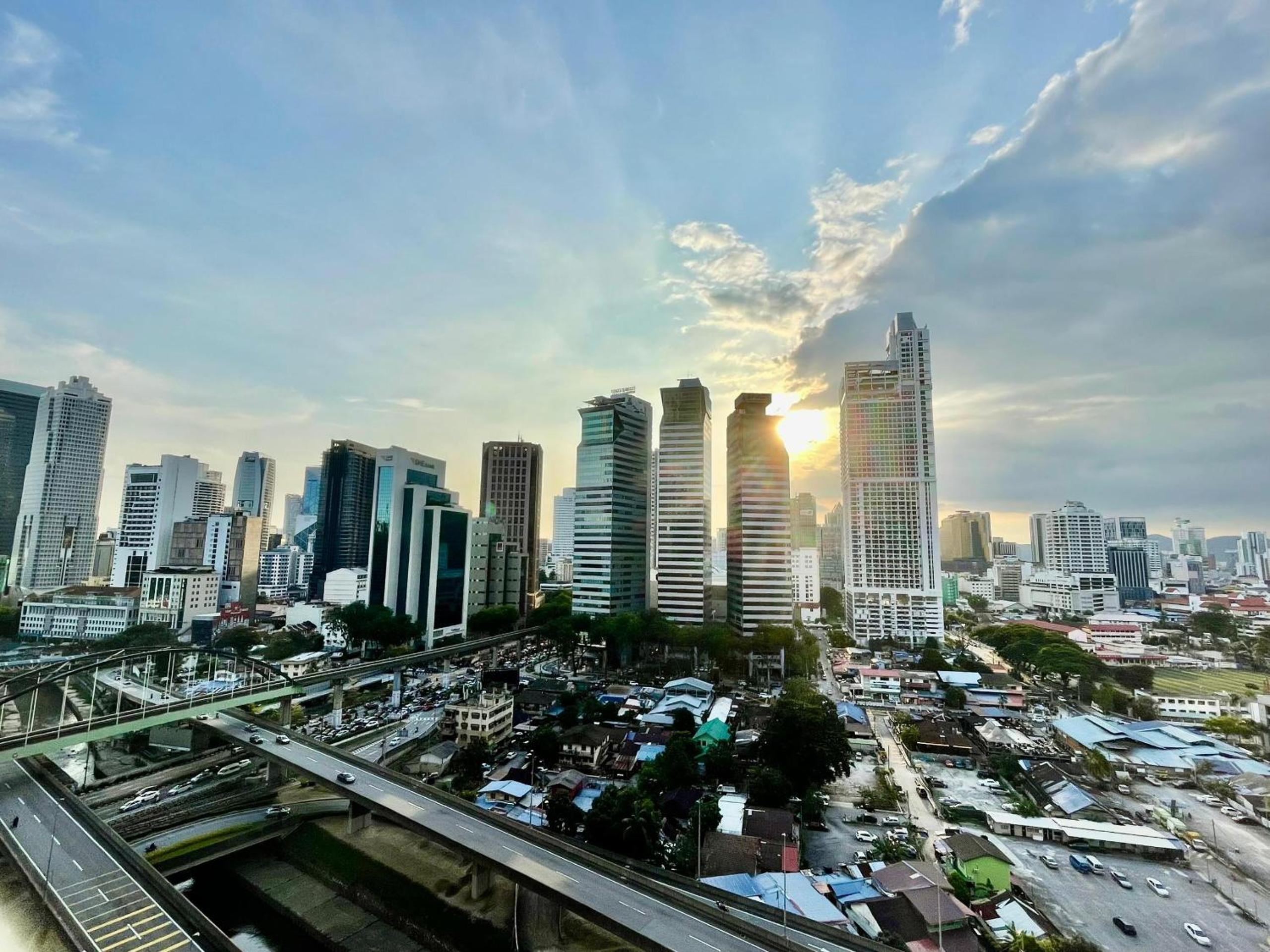 KL CITY CENTRE nearby KLCC