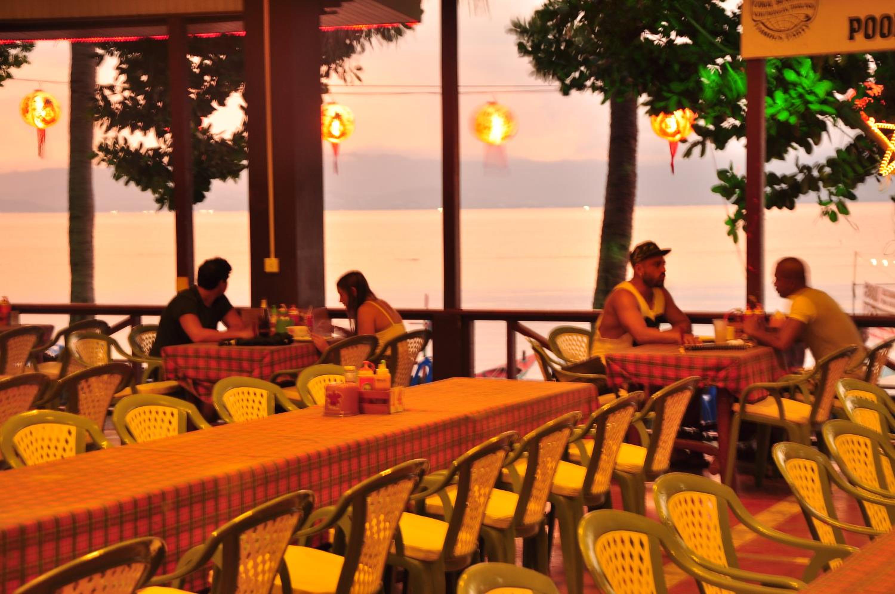 Coral Resort & Bungalows